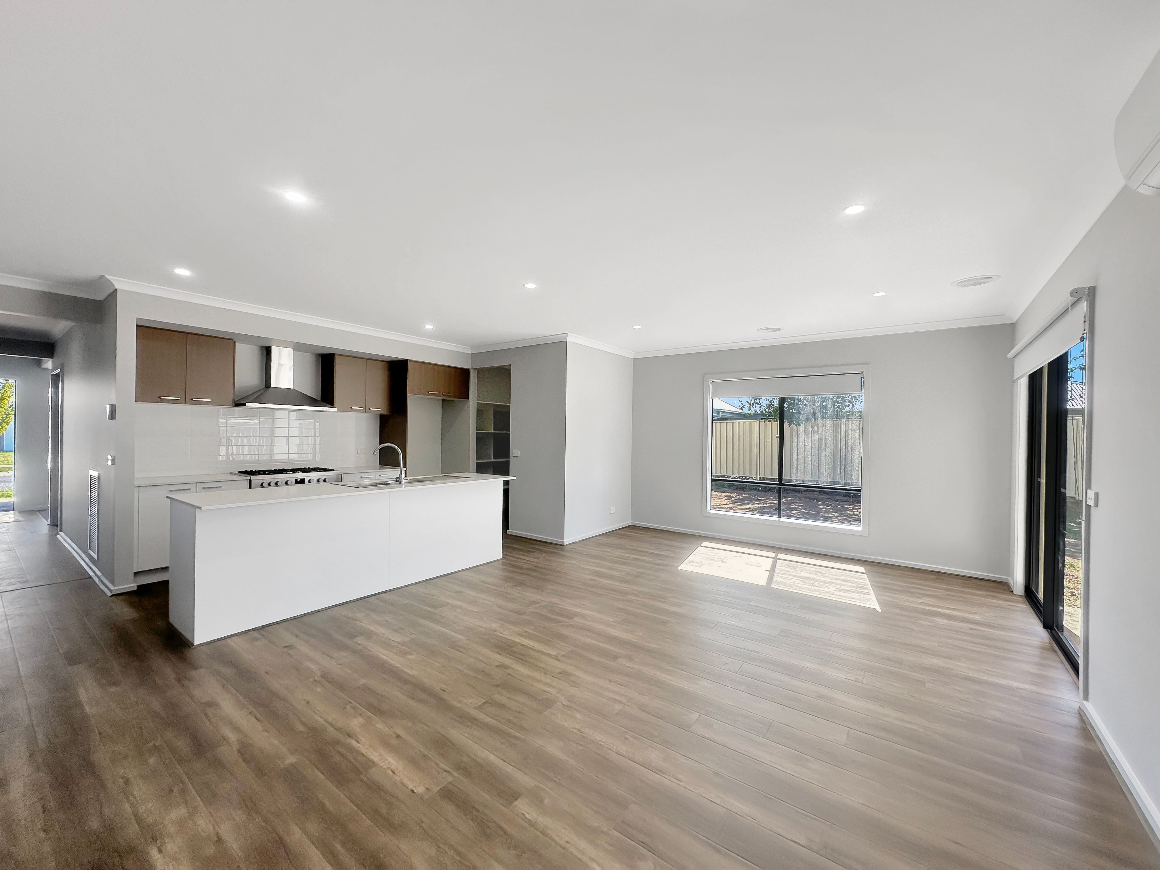 24 Senator Drive, Benalla, VIC 3672