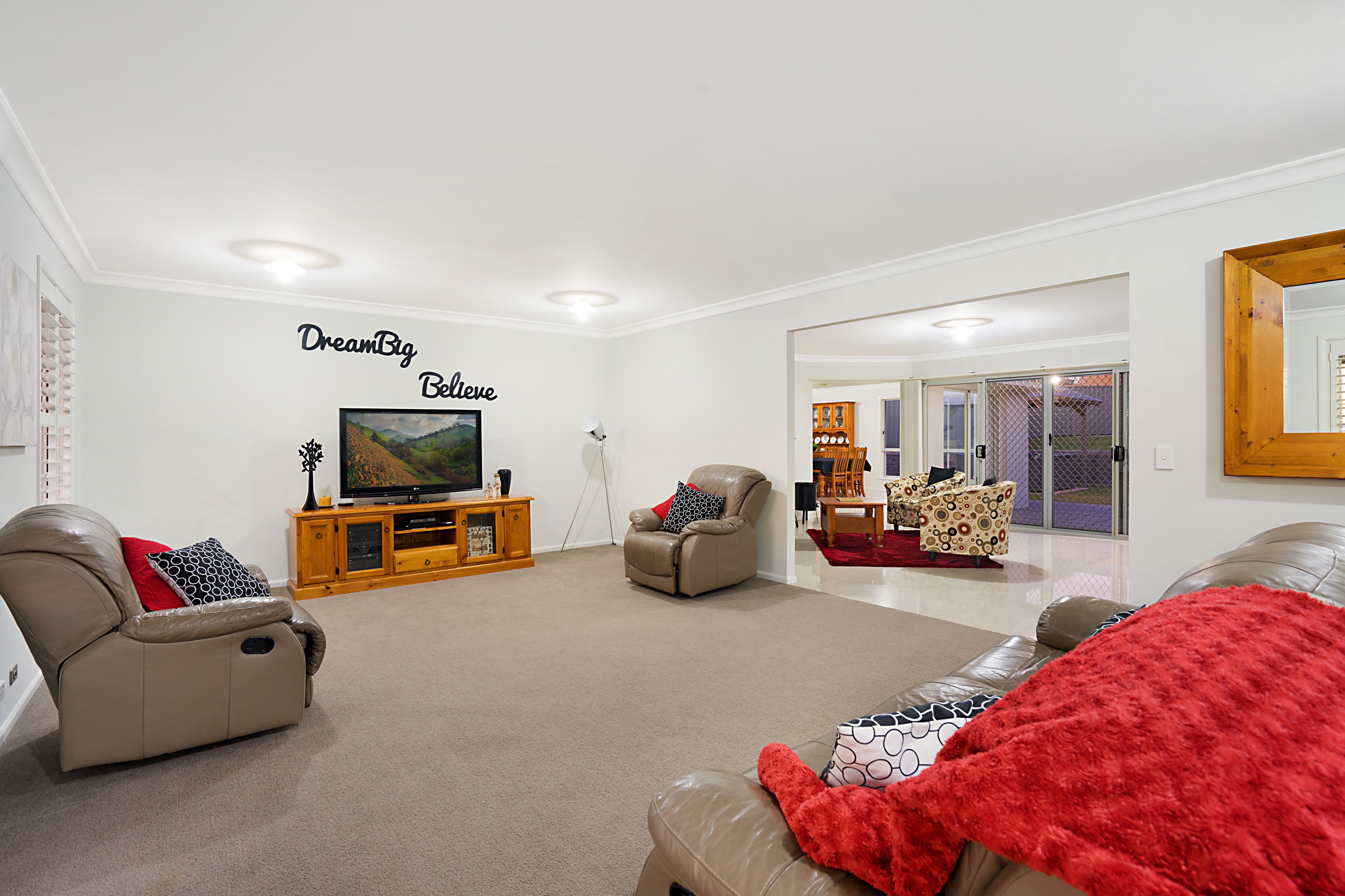 2 Susan Place, Raworth, NSW 2321