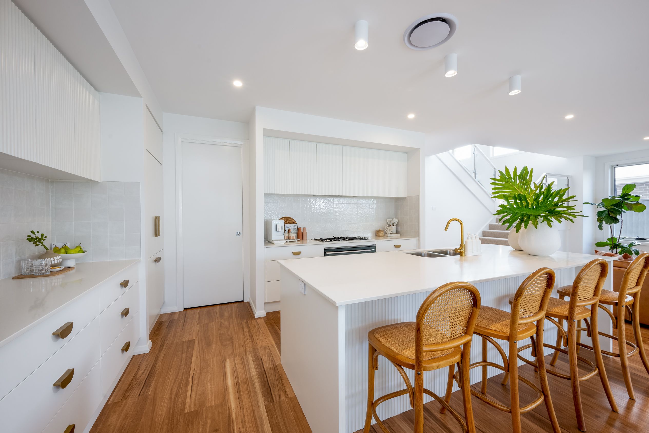 12 Halyard Avenue — photo 7 of 29