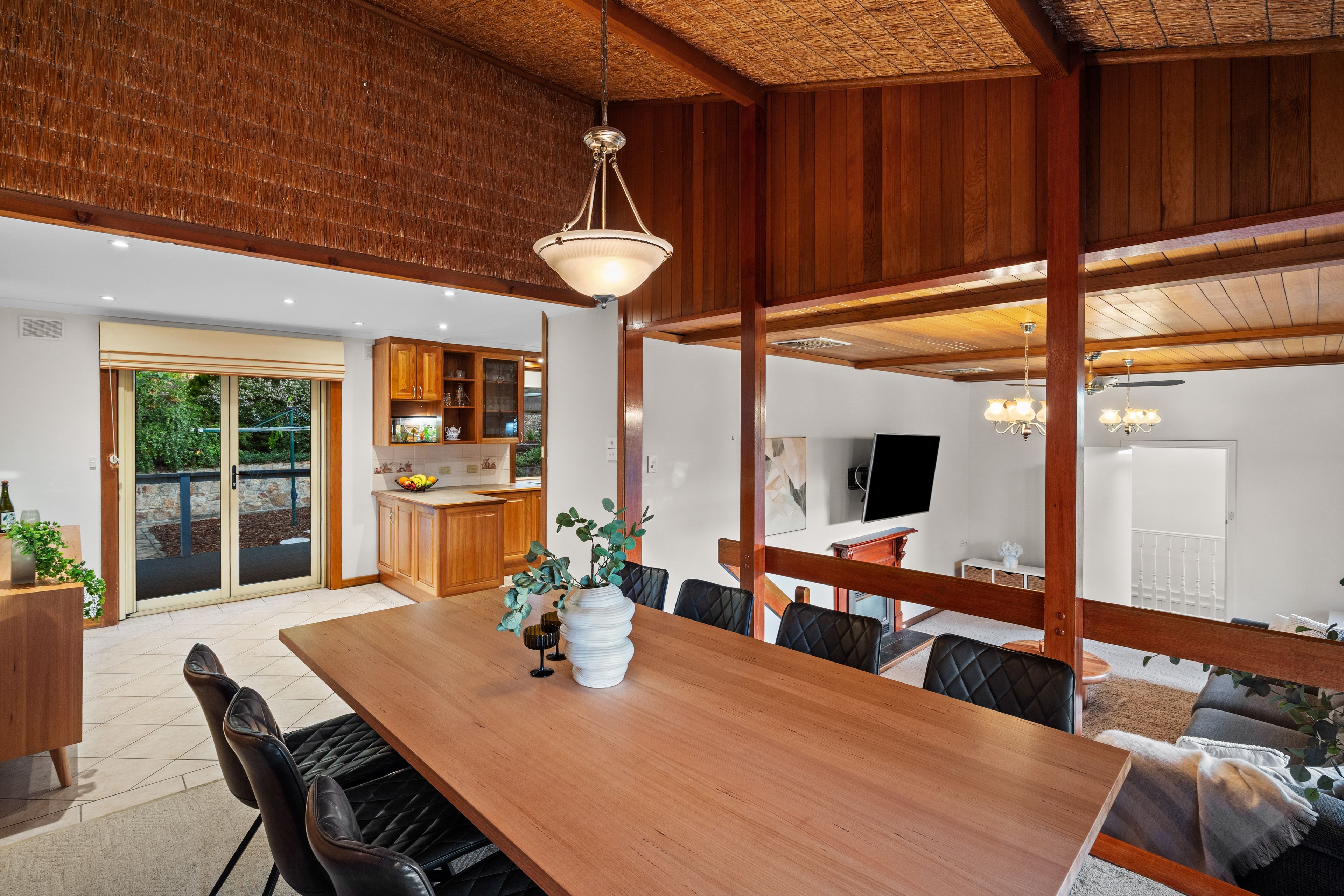 23 Laura Street — photo 9 of 24