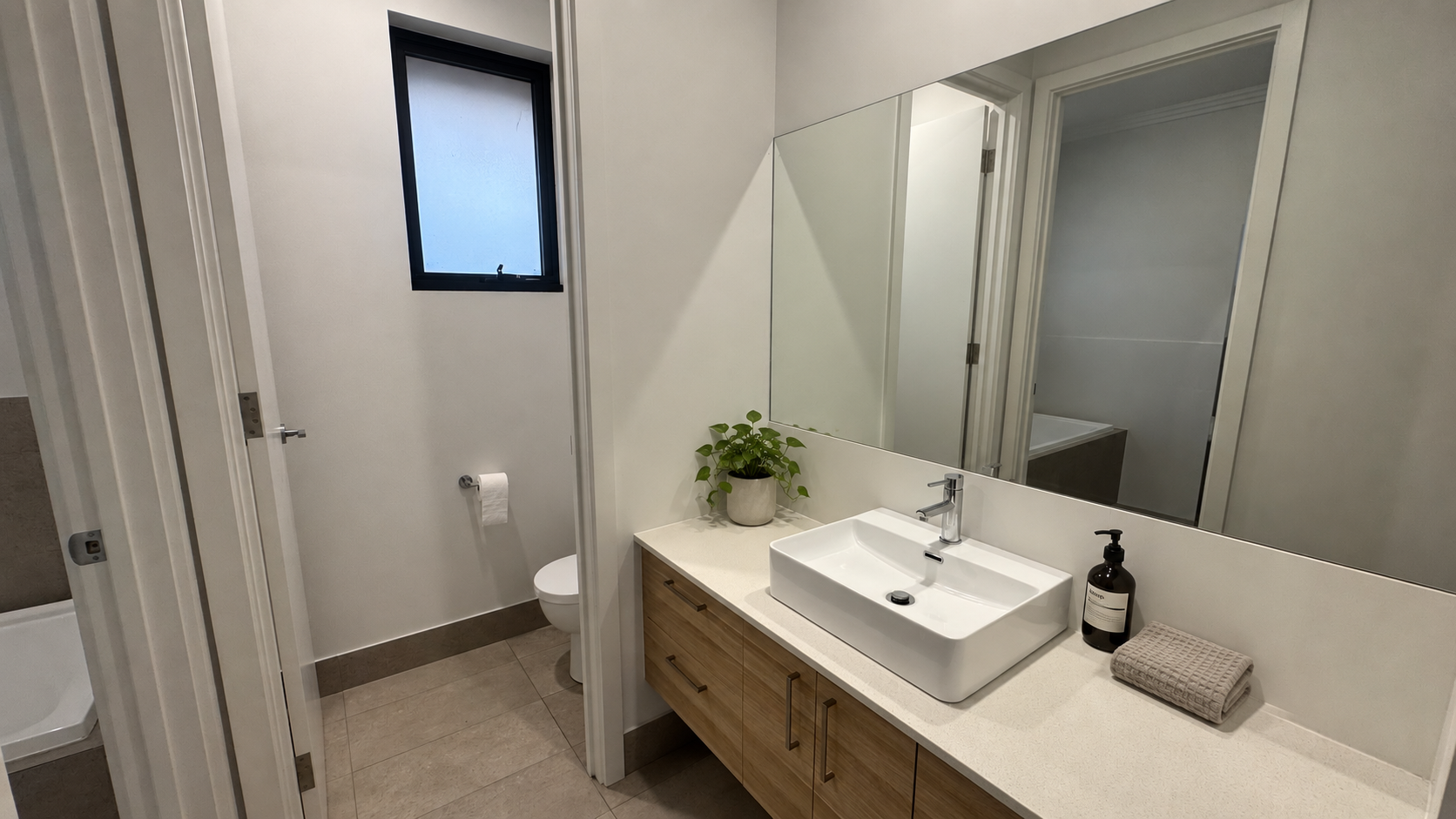 33 Johnson Street — photo 10 of 13
