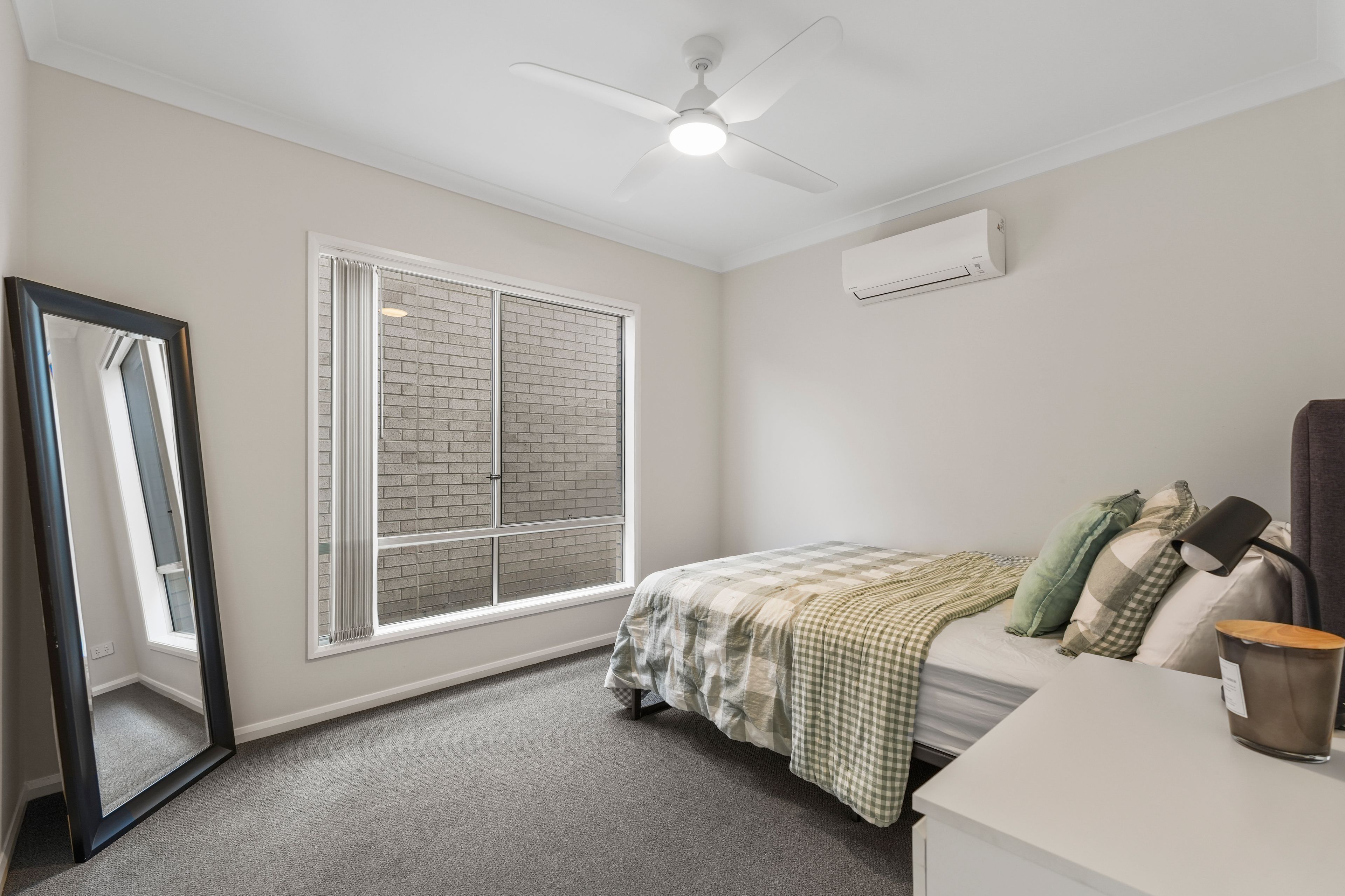 162 Carnarvon Drive — photo 9 of 25