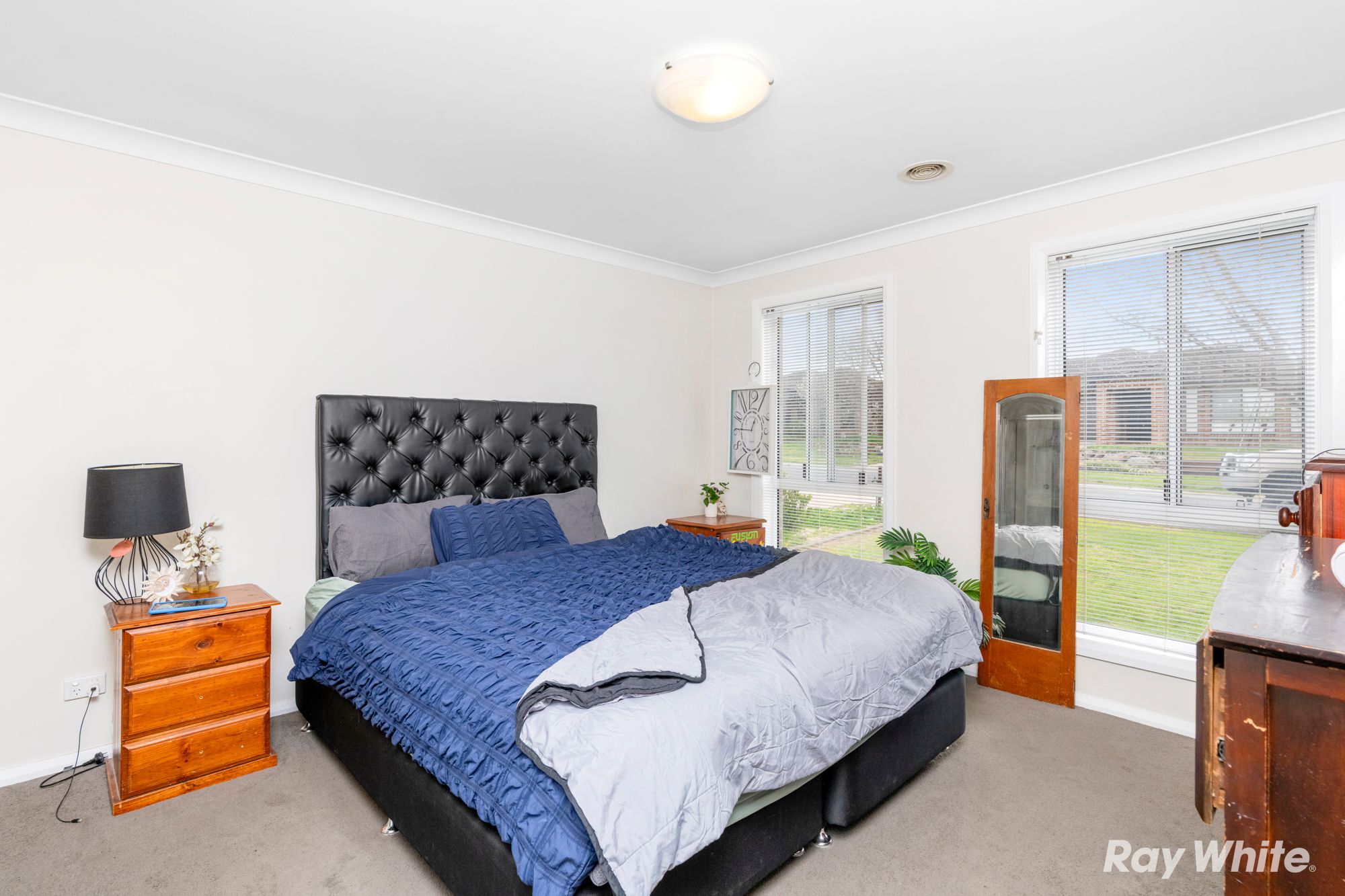 13 Mirrul Street — photo 7 of 11