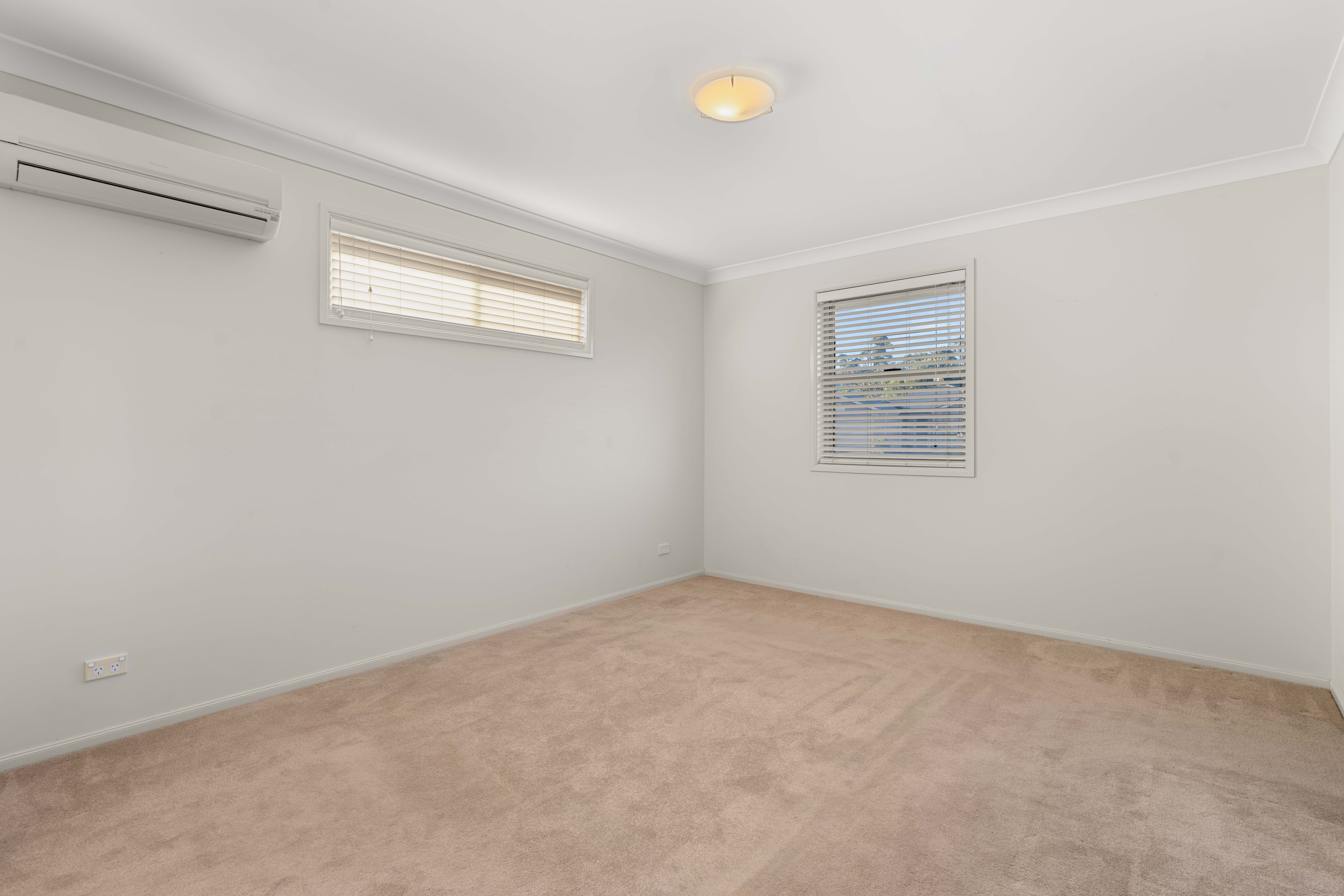 35 Emerald Drive — photo 9 of 30