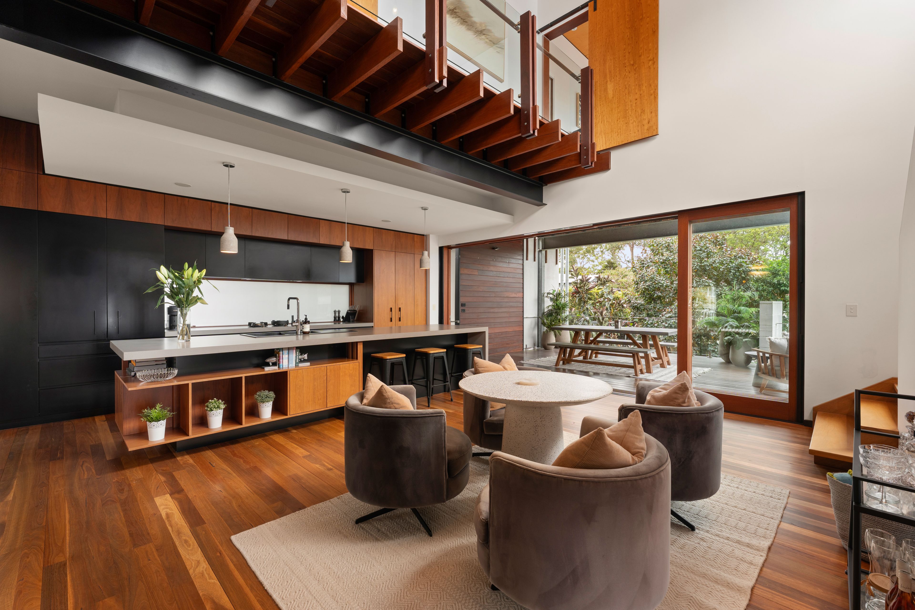 32 Rawson Street — photo 4 of 19