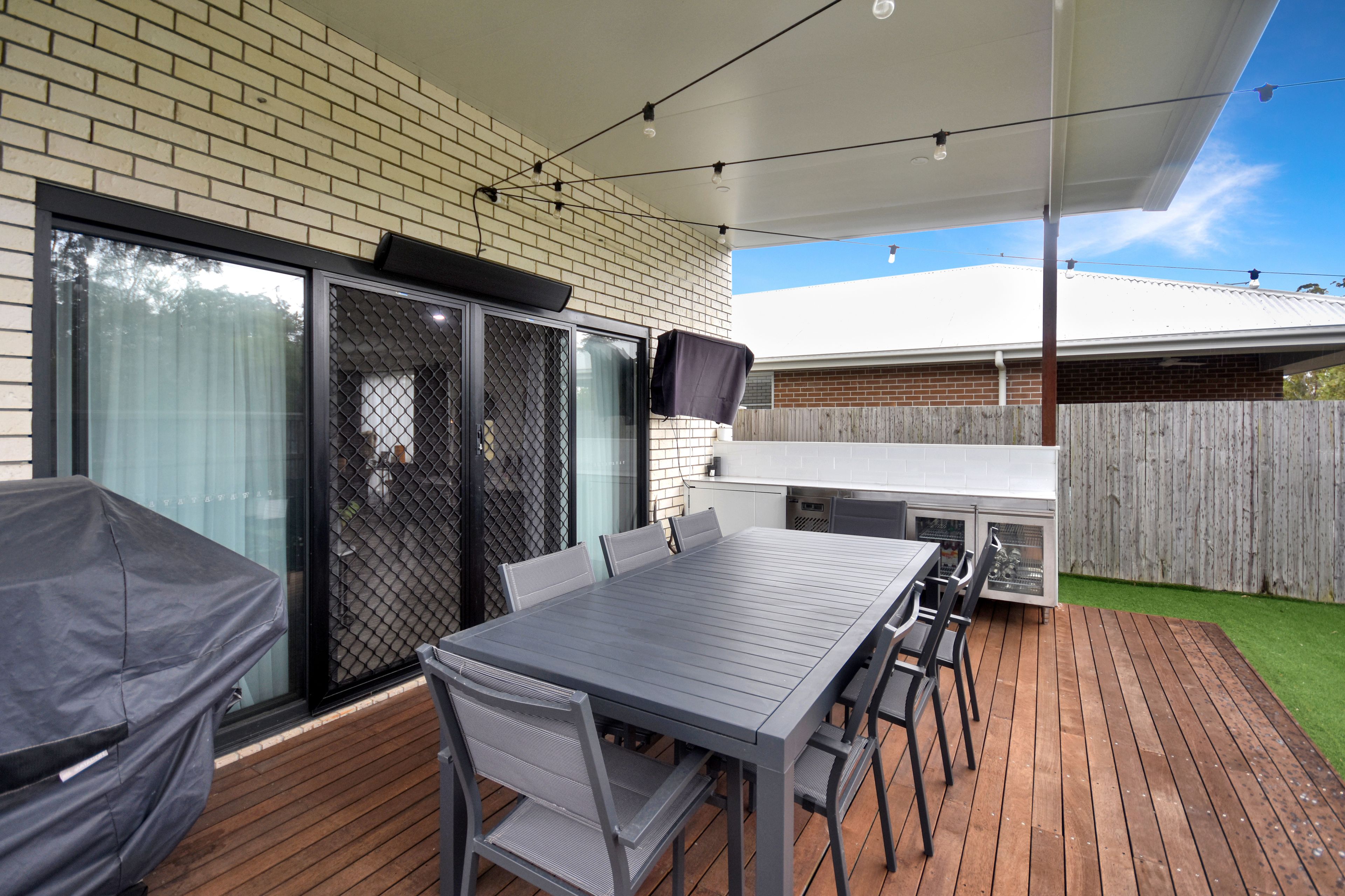 21 Sanctuary Crescent — photo 15 of 18
