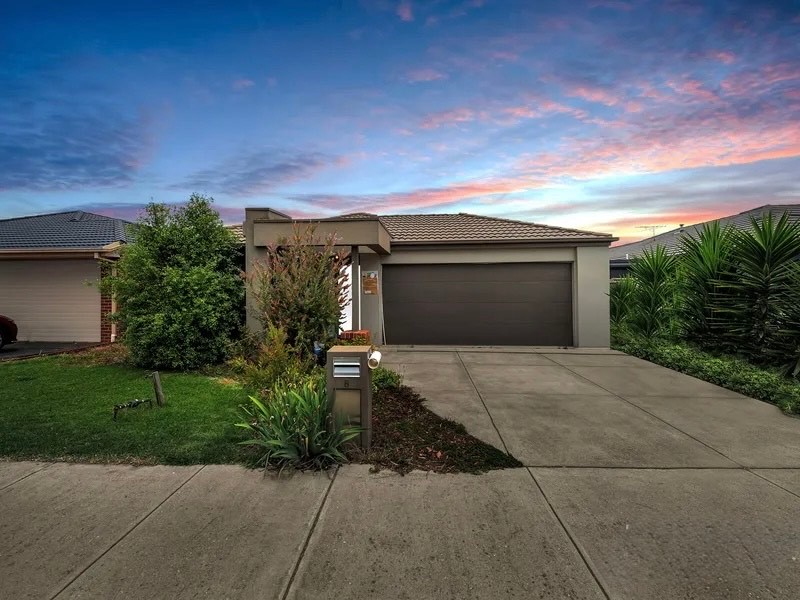 8 Natalie Street, Brookfield, VIC 3338