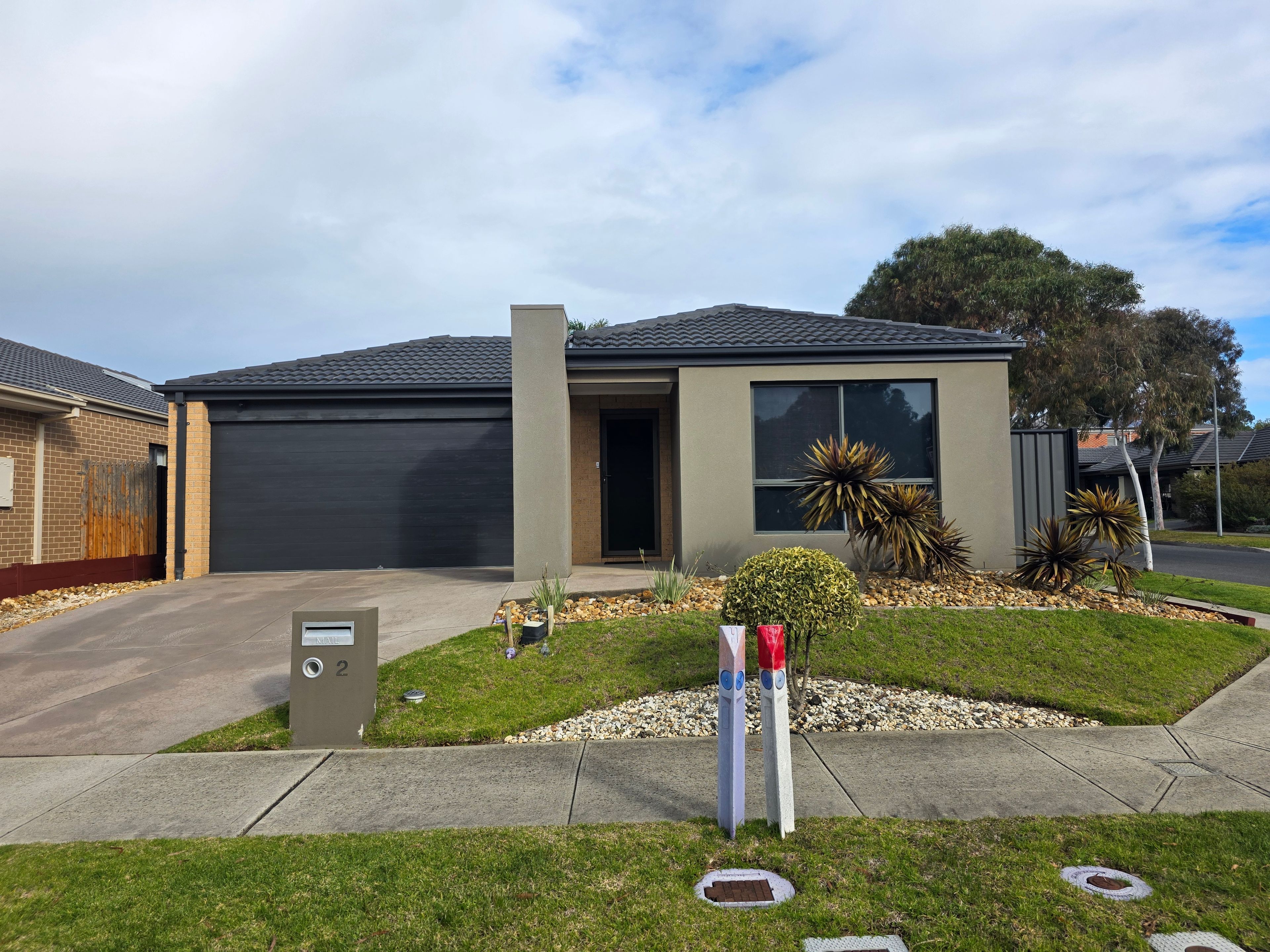 2 Salerno Way, Clyde North, VIC 3978