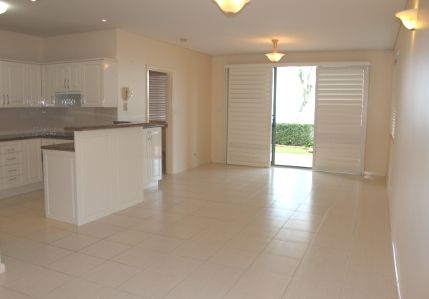 2/8 Ambrose Street, Carey Bay, NSW 2283