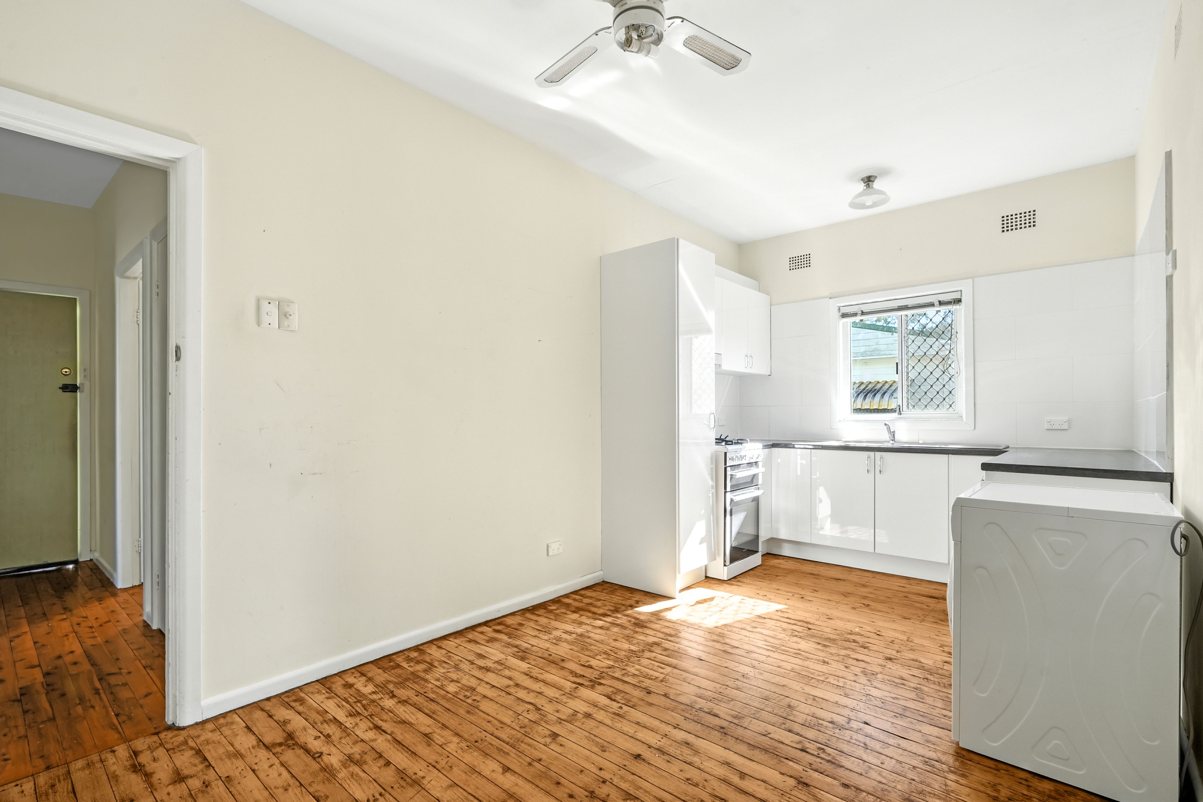 8 Pearson Street — photo 4 of 7