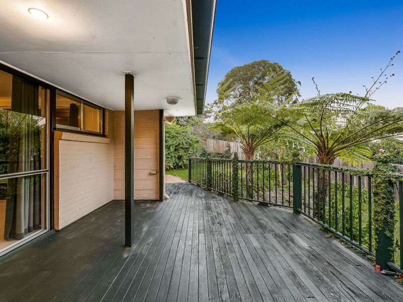 5 Range Street, Mount Lofty, QLD 4350