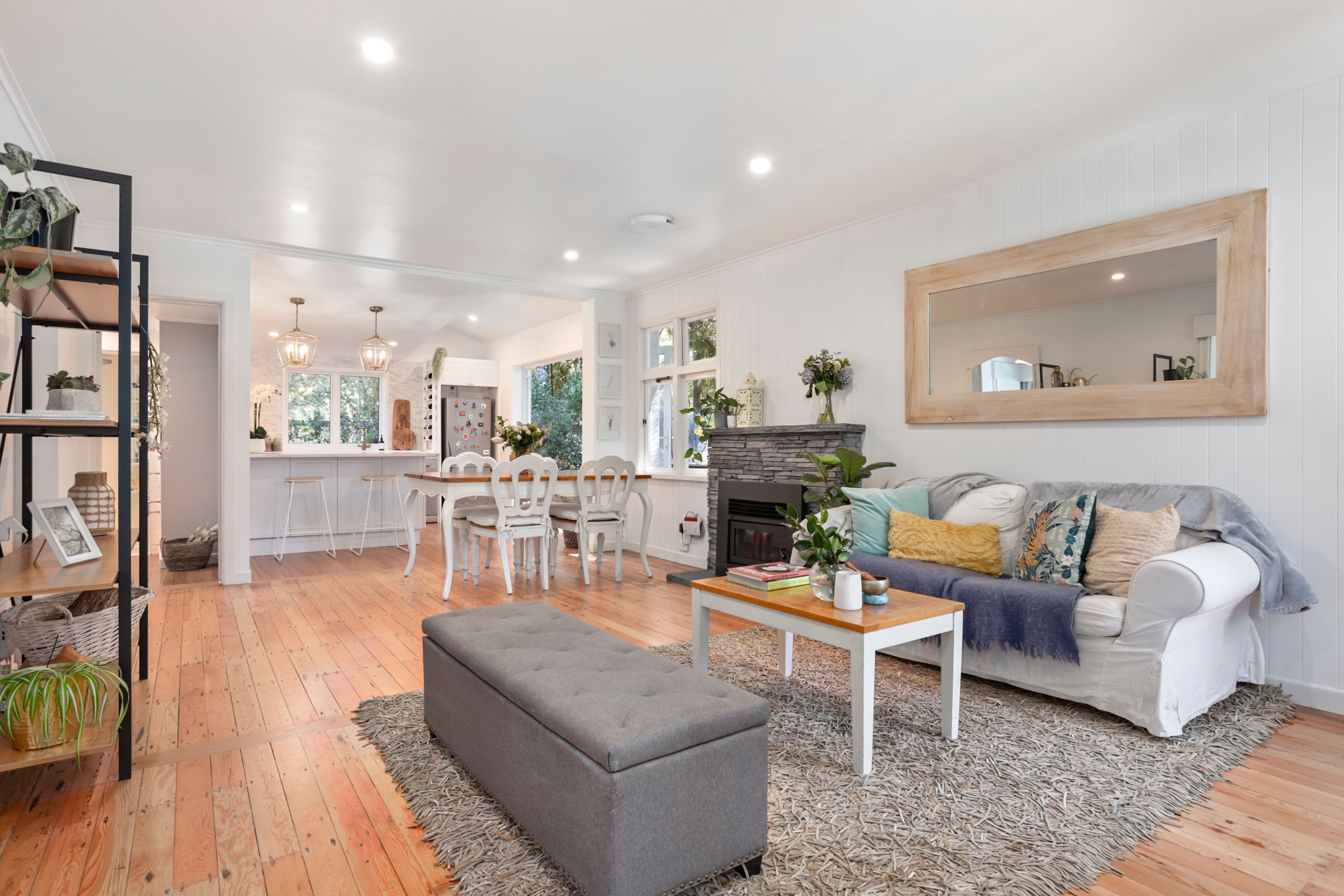 2 Minnehaha Avenue, Titirangi, Waitakere City