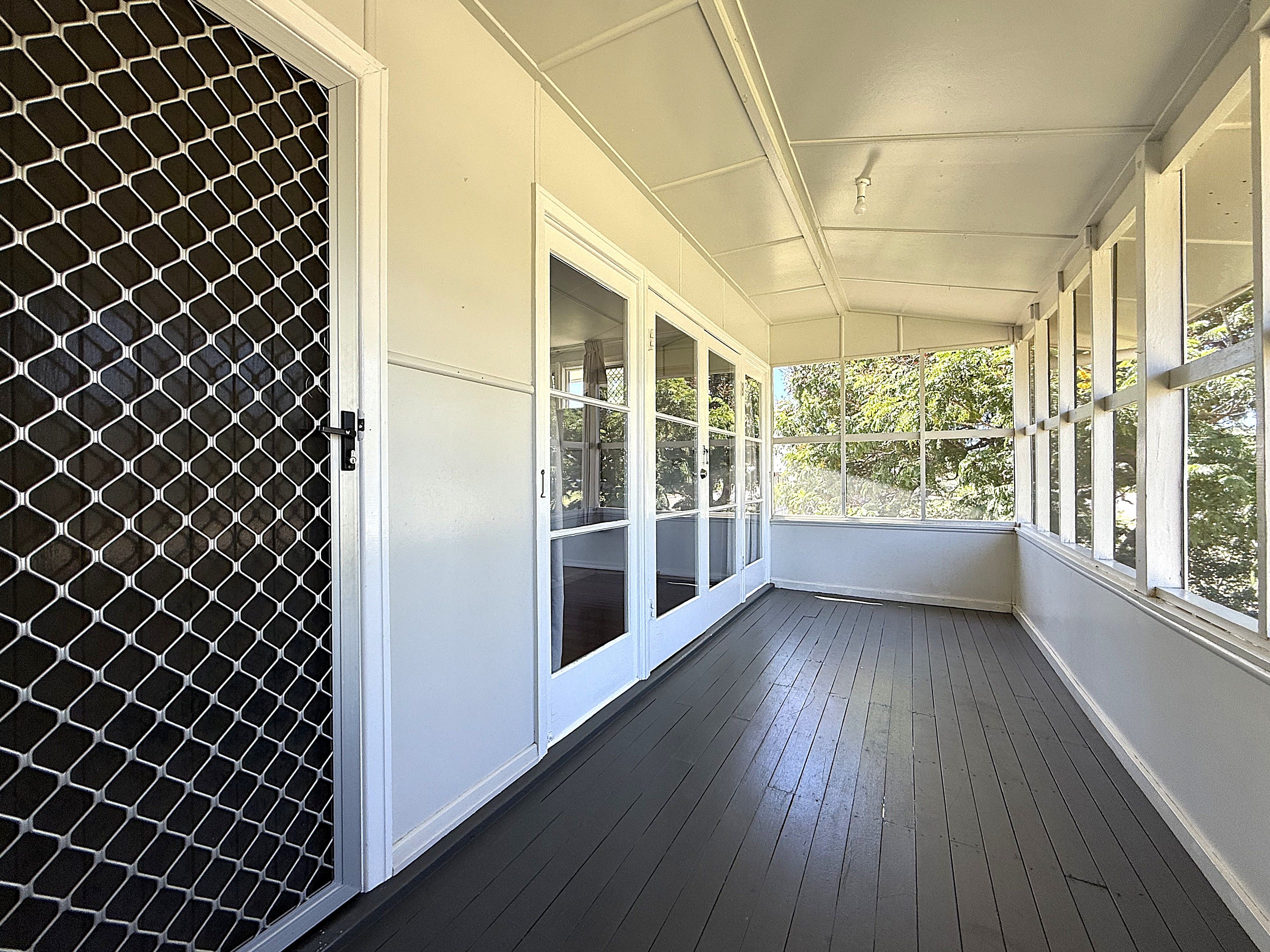 102 Acacia Street, Barcaldine, QLD 4725