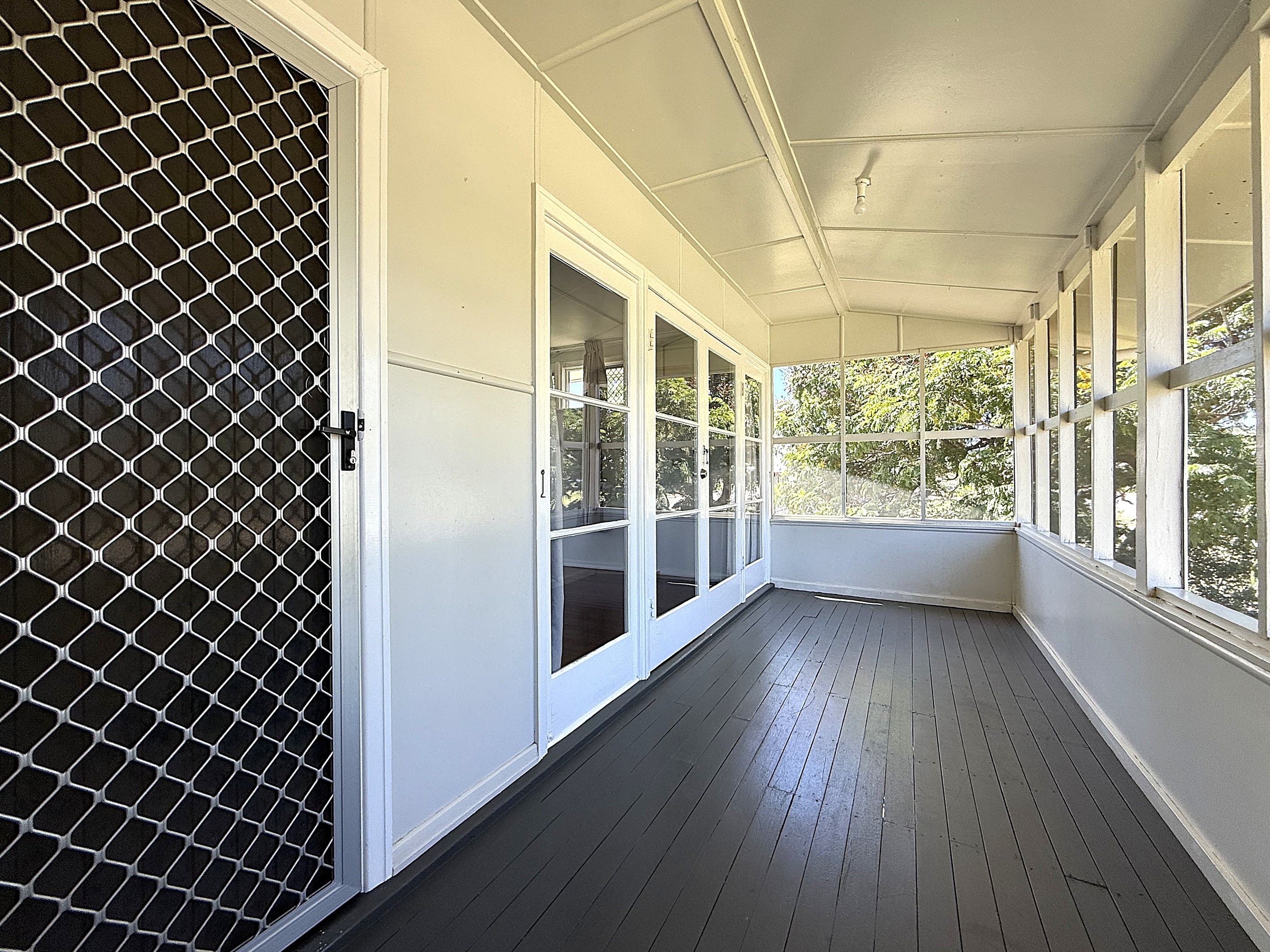 102 Acacia Street, Barcaldine, QLD 4725