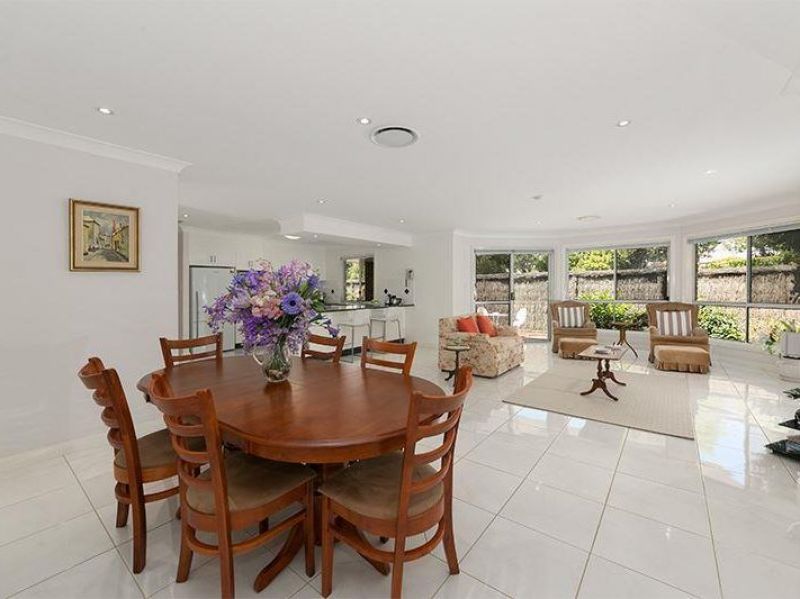 19 Jetty Walk, Forest Lake, QLD 4078