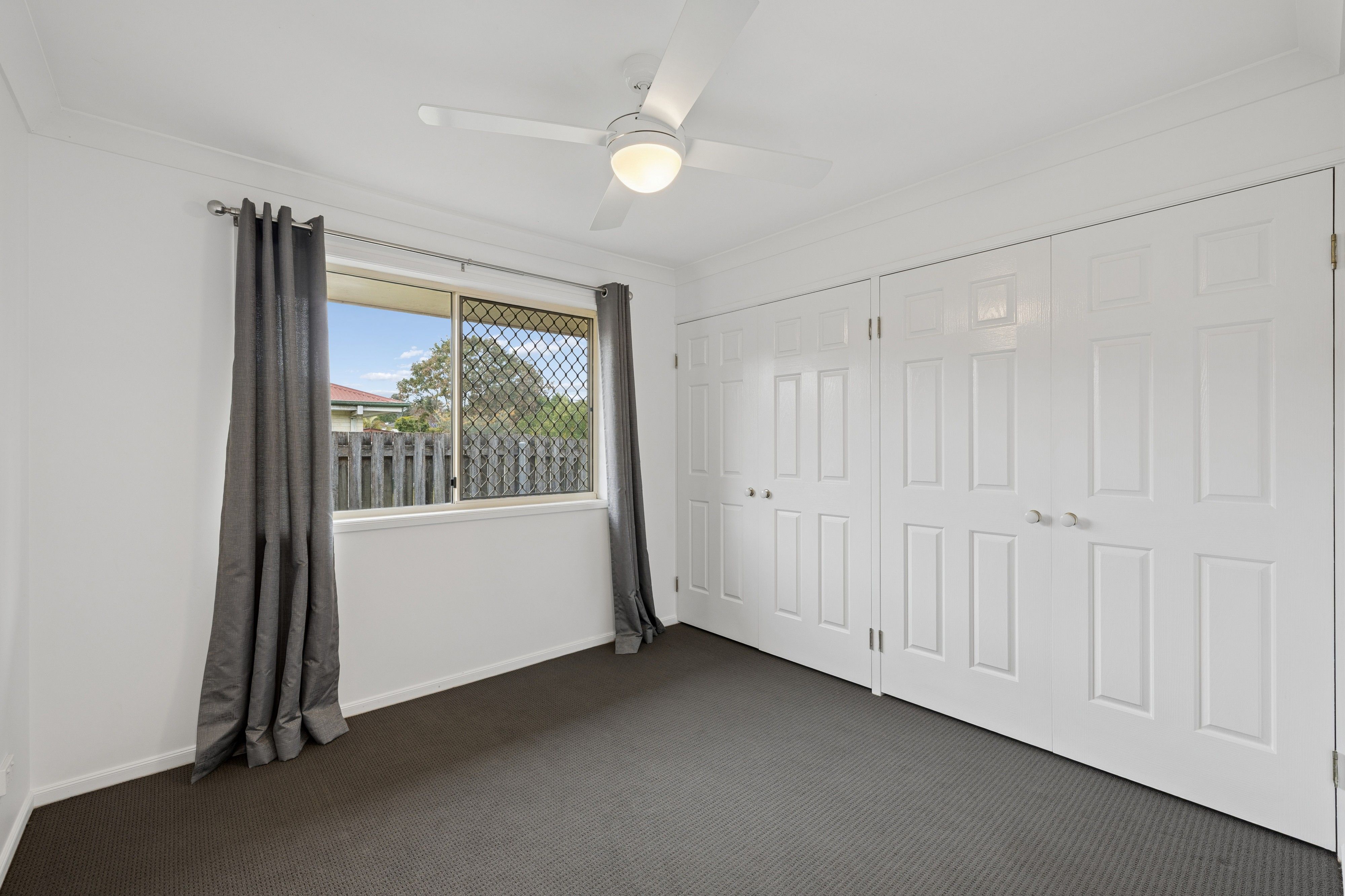 18 Tralee Street — photo 15 of 23