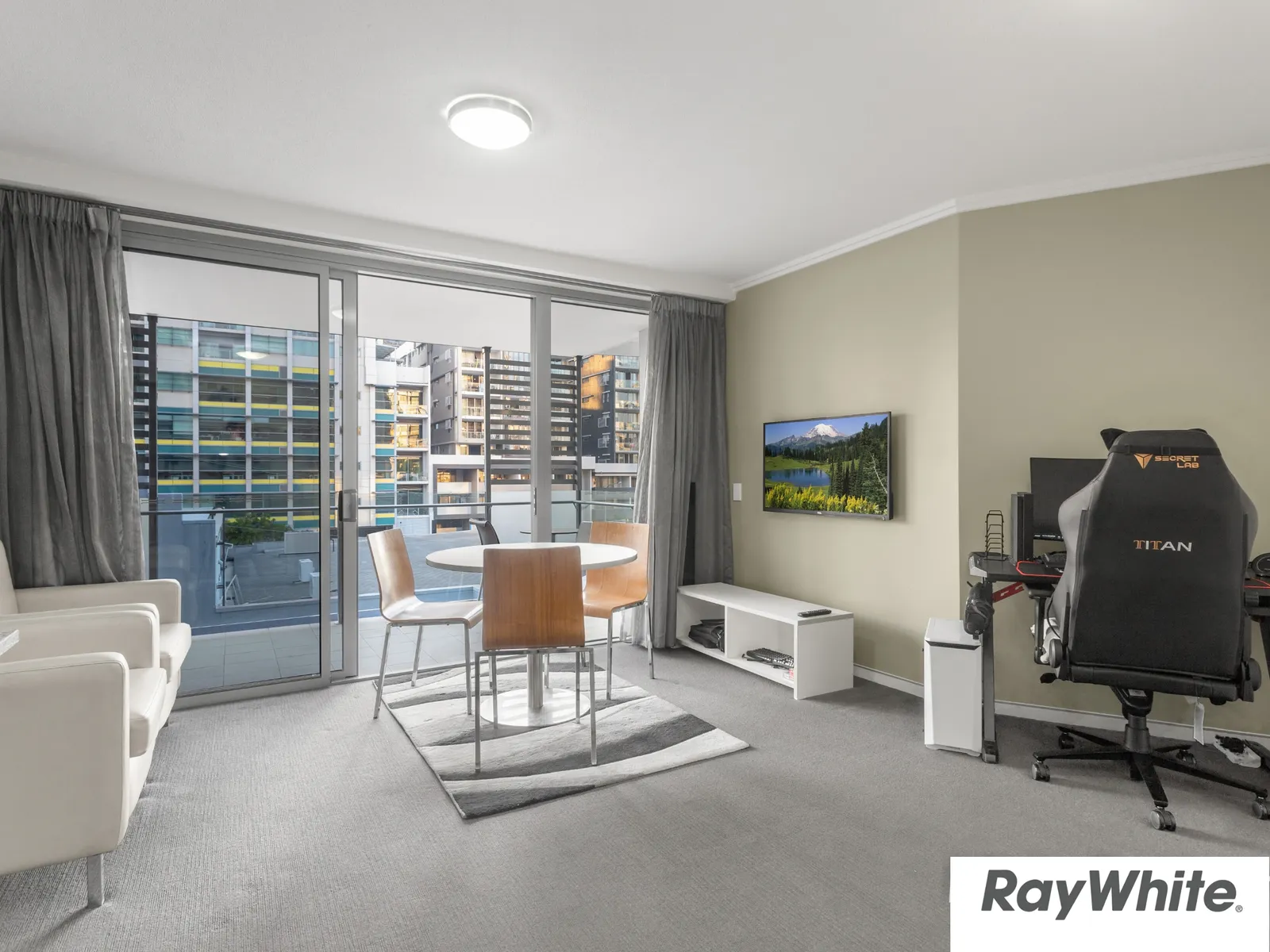 401/35 Peel Street, South Brisbane