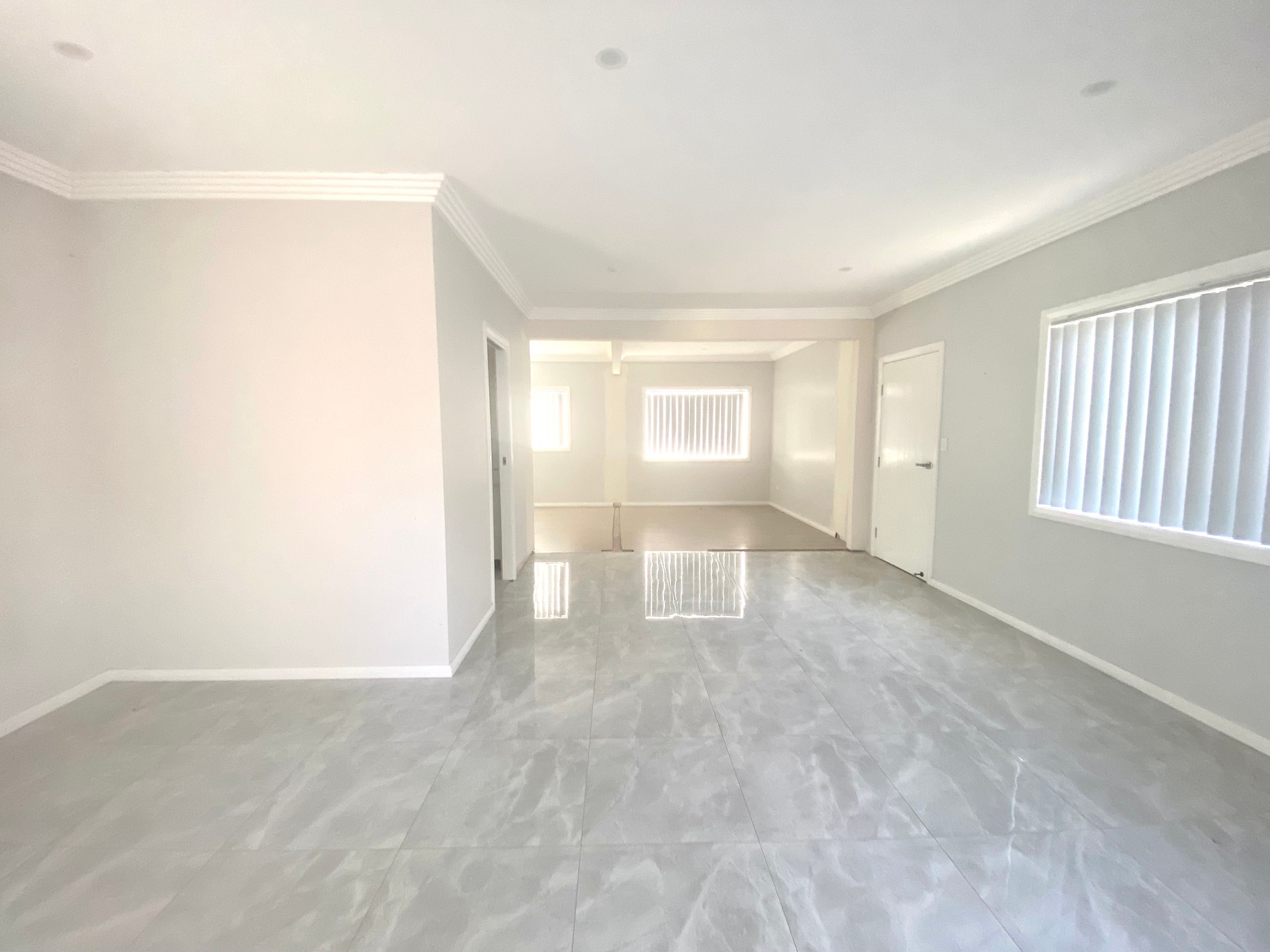 111b Cartwright Avenue, Sadleir, NSW 2168