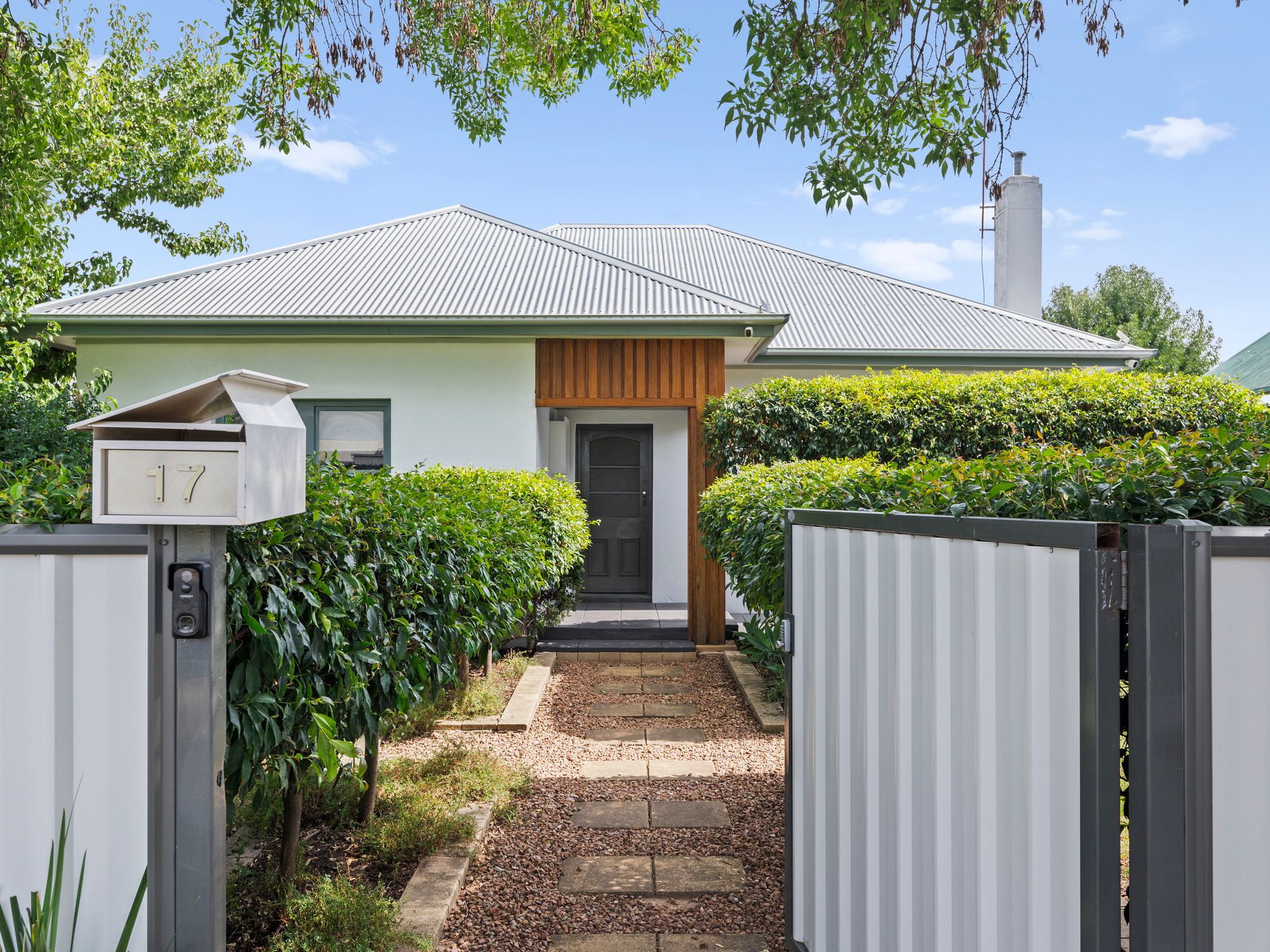 17 Clarendon Street, Benalla VIC 3672