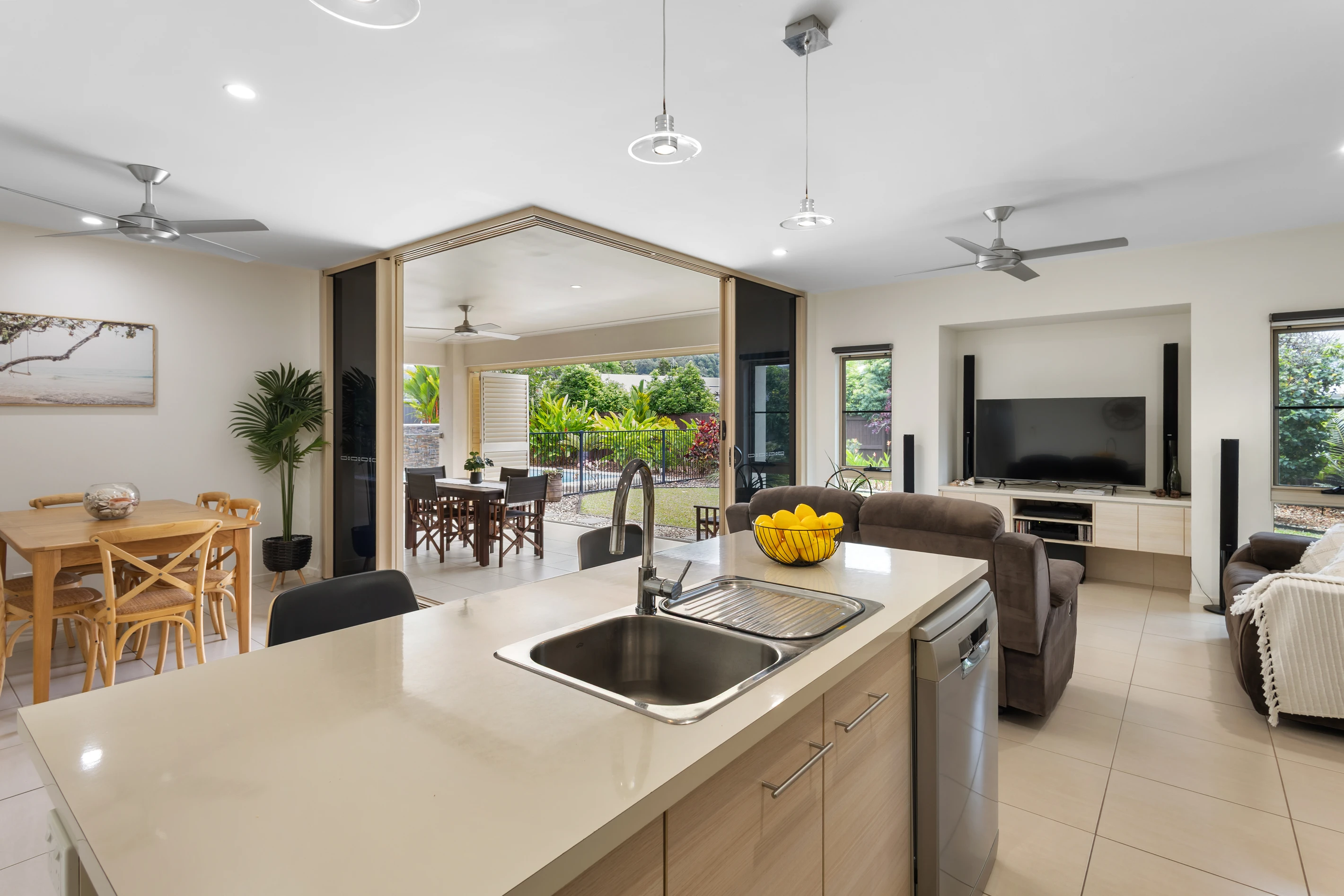 13 Dawal Close, Cooya Beach, QLD 4873