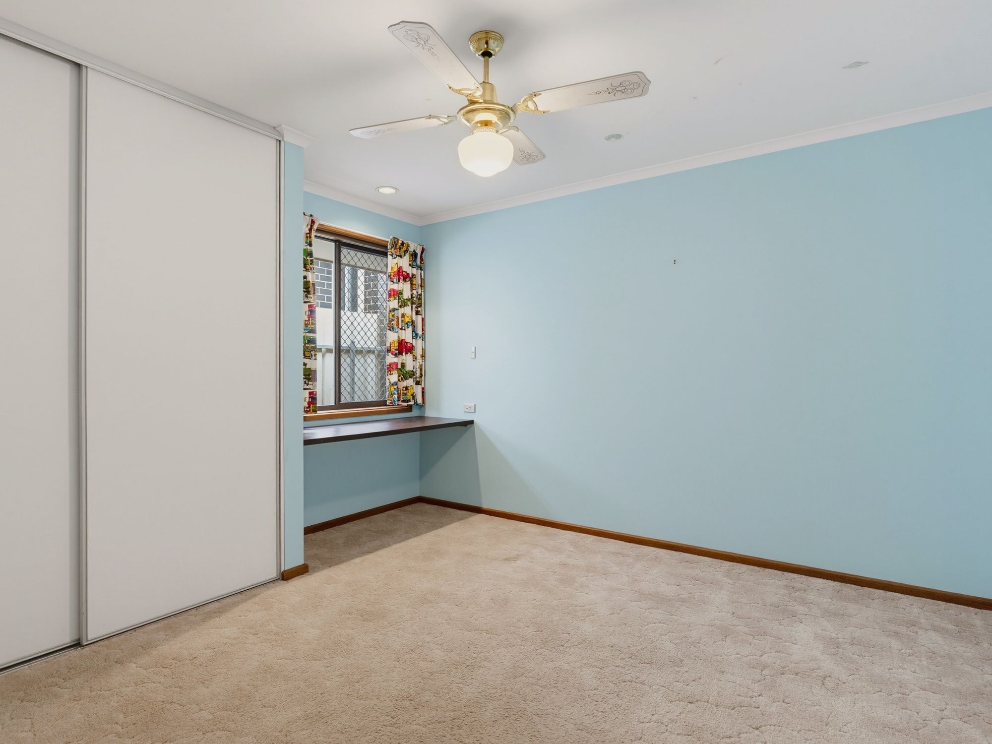 2 Frenshams Drive — photo 17 of 21