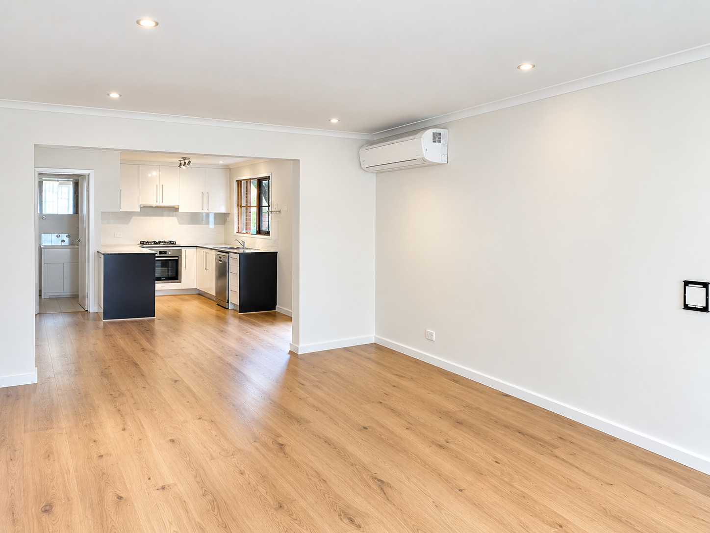 6/17 Oakleigh Road — photo 6 of 8