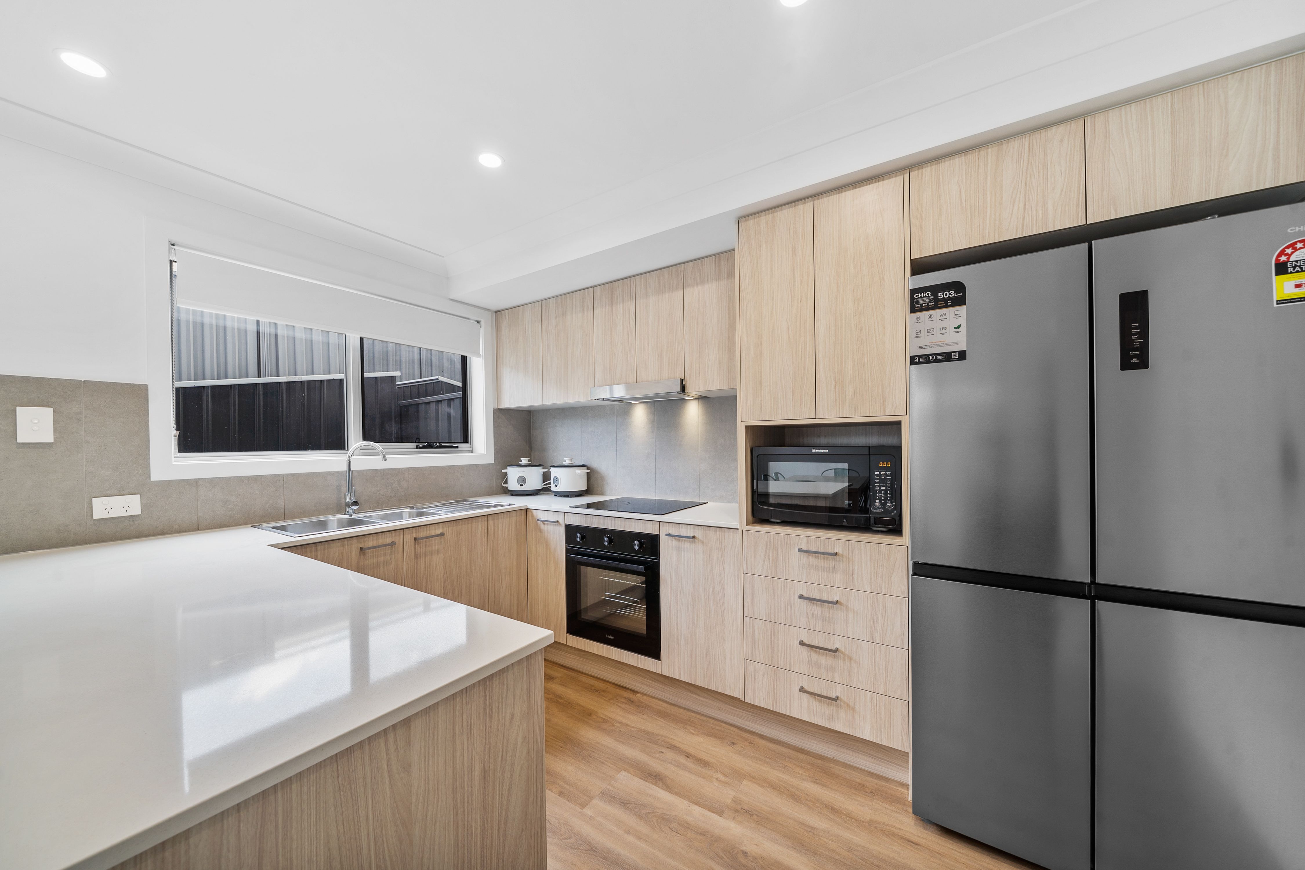 84/1 McEwan Street — photo 3 of 13