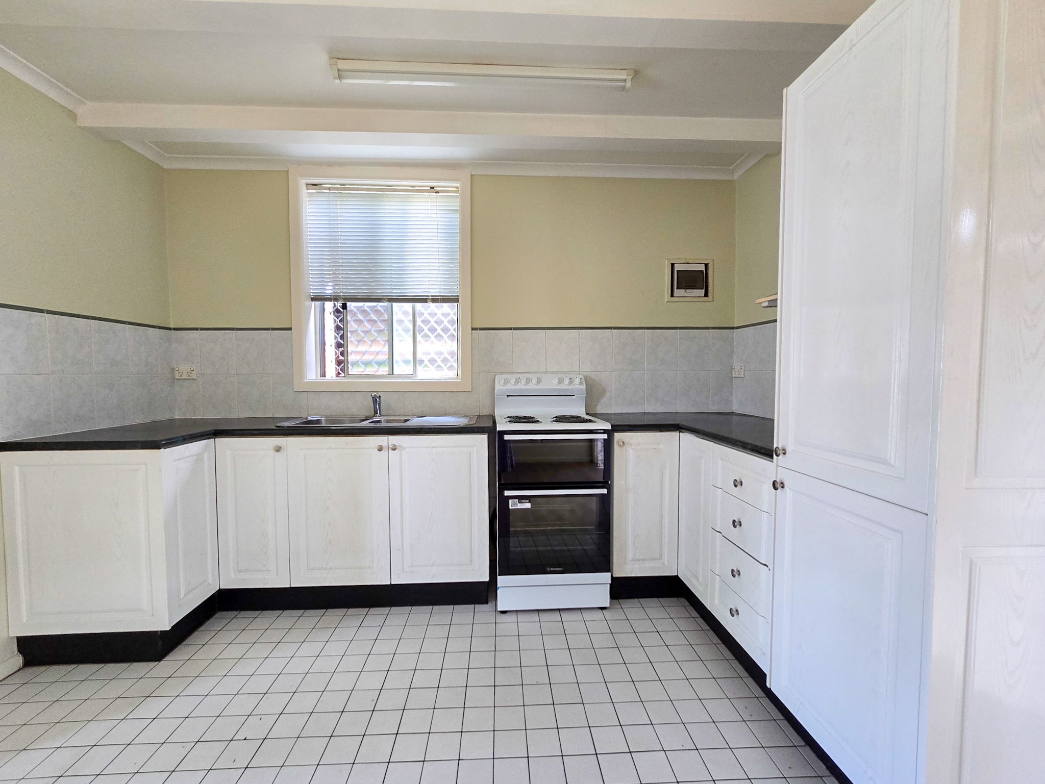 18a Hunter Street — photo 3 of 9