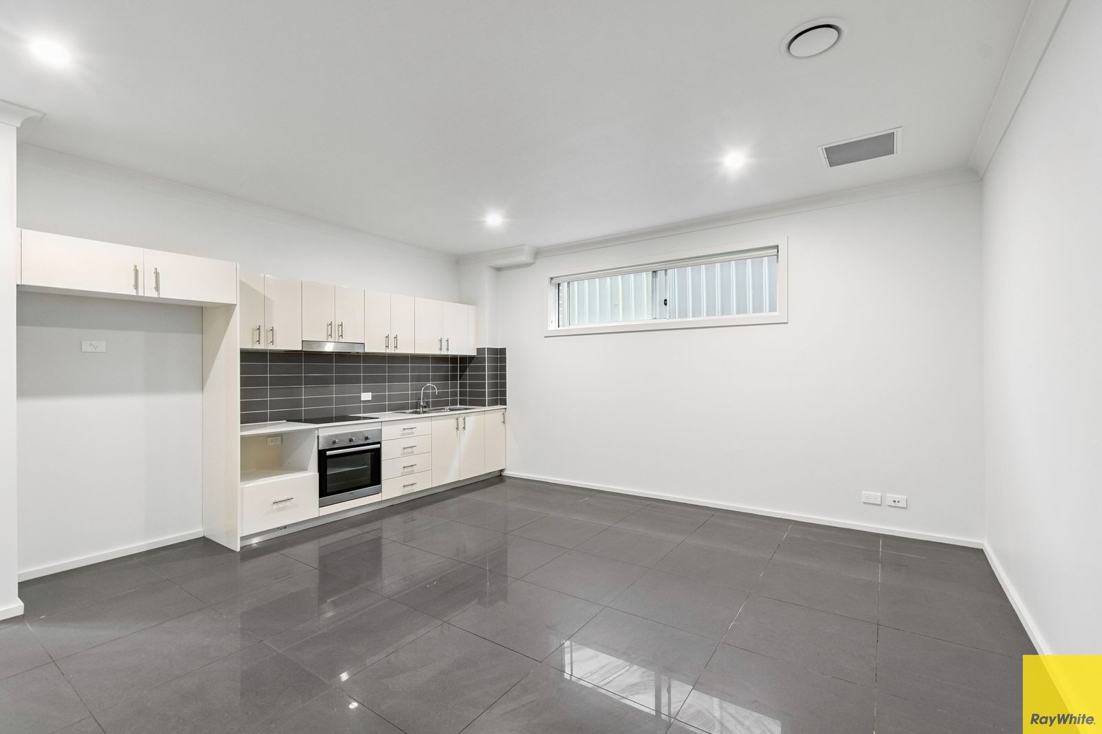 10a Mary Davis Avenue, Koonawarra, NSW 2530