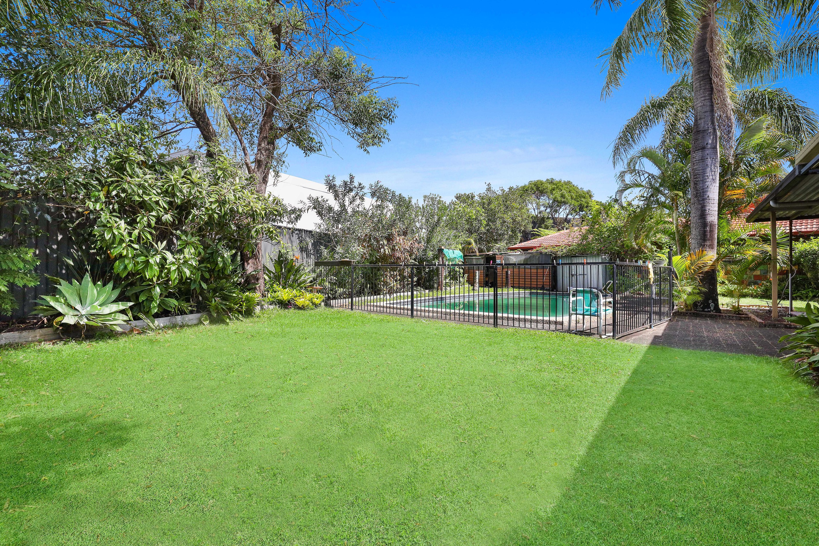 112 Acanthus Avenue, Burleigh Heads, QLD 4220