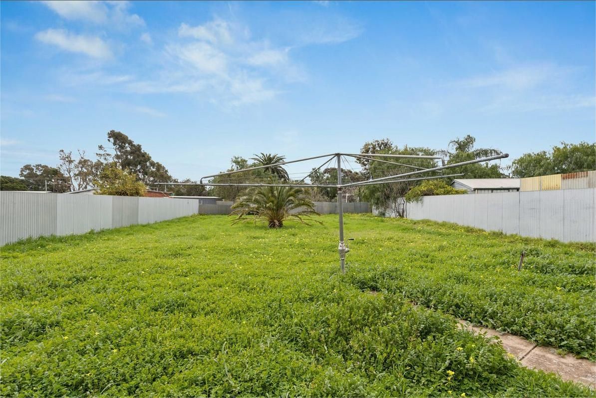 10 Searle Road — photo 10 of 14