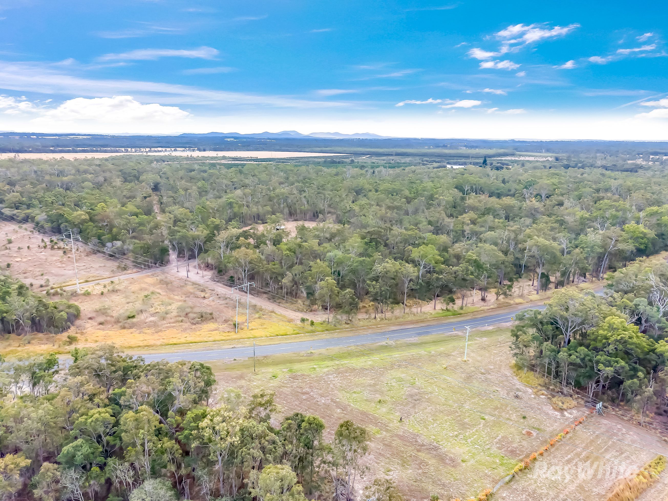 3232 Bundaberg Gin Gin Road — photo 10 of 14