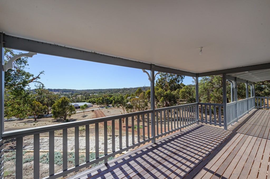 52 Wisteria Way, Chittering, WA 6084