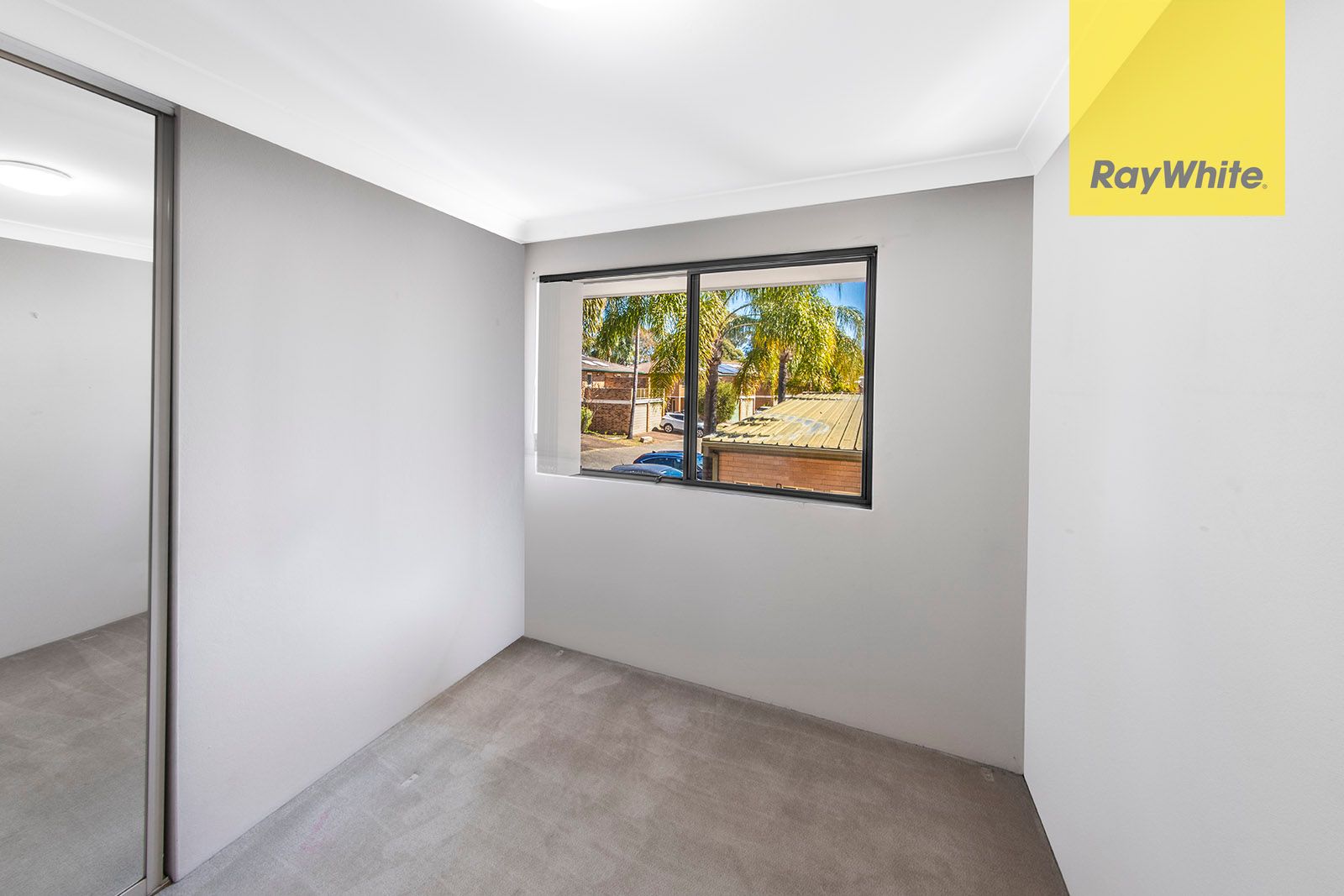 22/3 Reid Avenue — photo 4 of 11