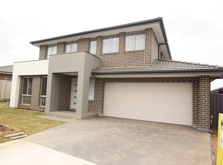 5 Ducros Street, Oran Park, NSW 2570