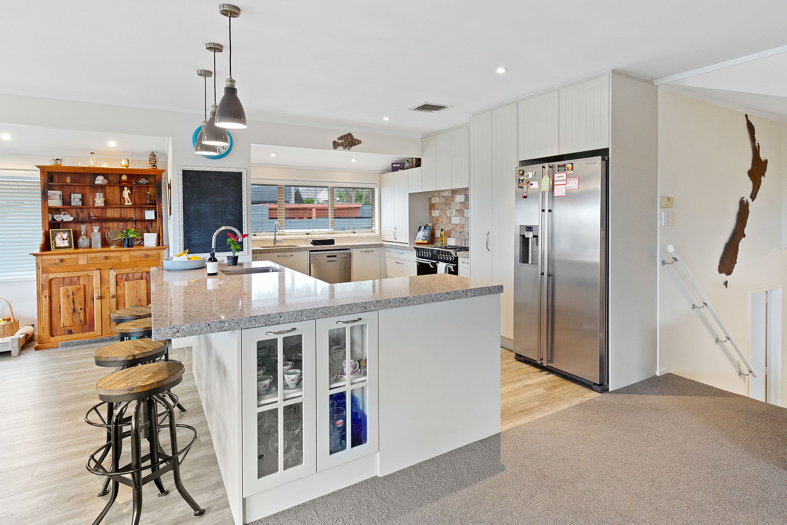 12 Davita Place, Farm Cove, Manukau City 2012