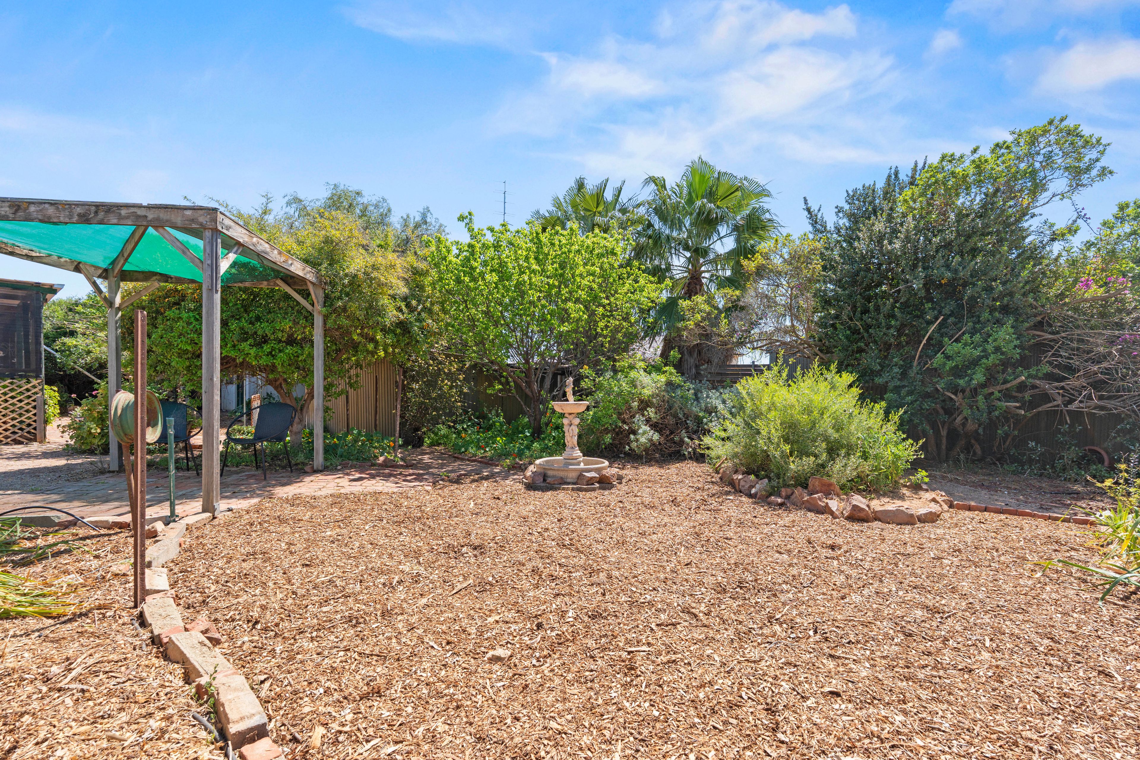 83 Cornish Terrace — photo 14 of 16