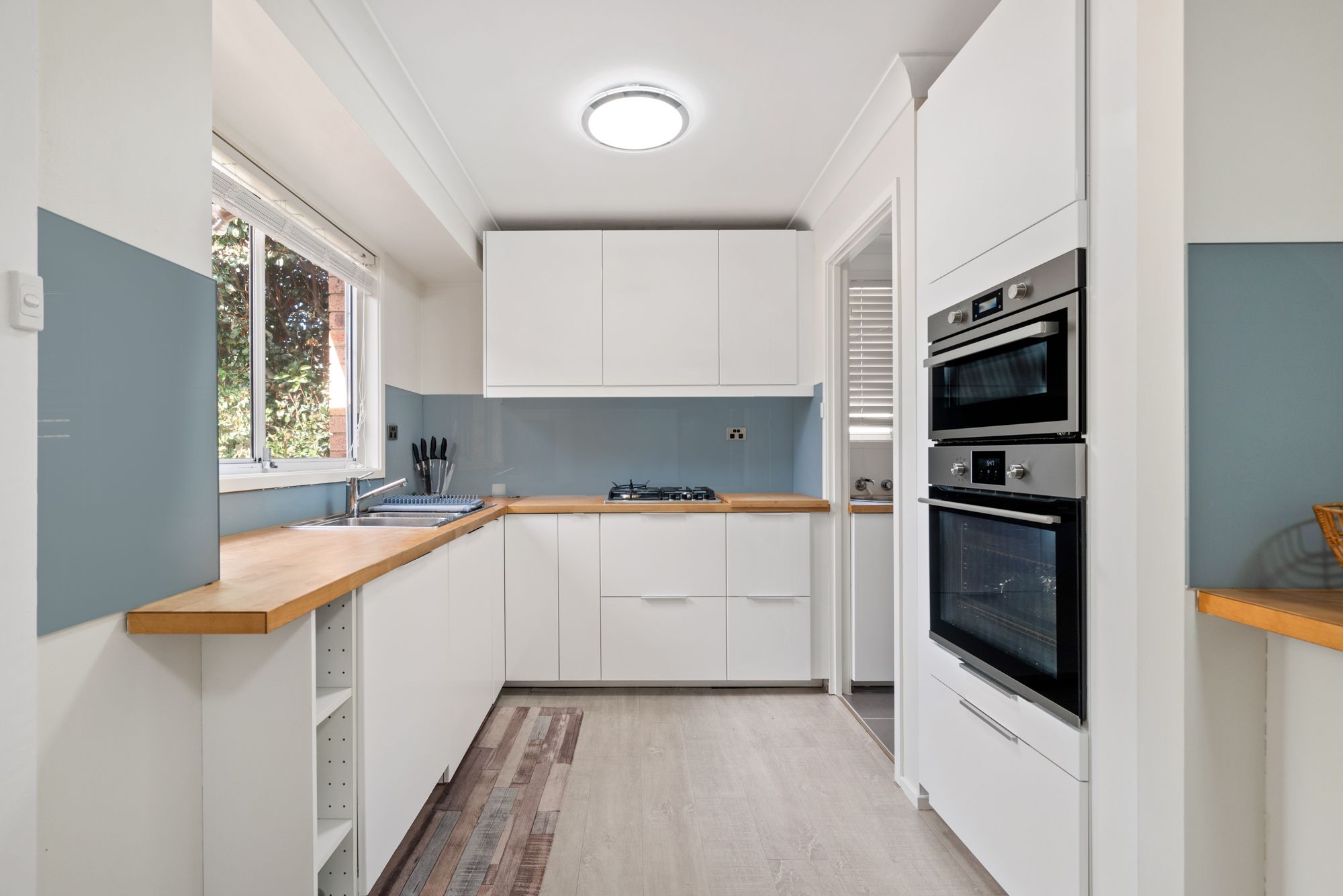 37 Desdemona Street, Rosemeadow, NSW 2560