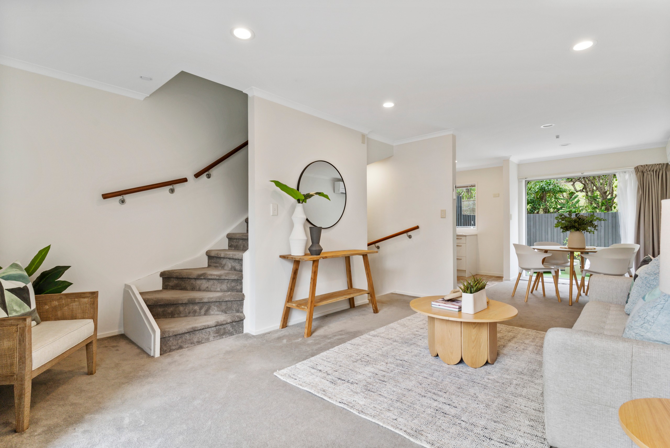 8/13 Kaihu Street, Northcote, North Shore City