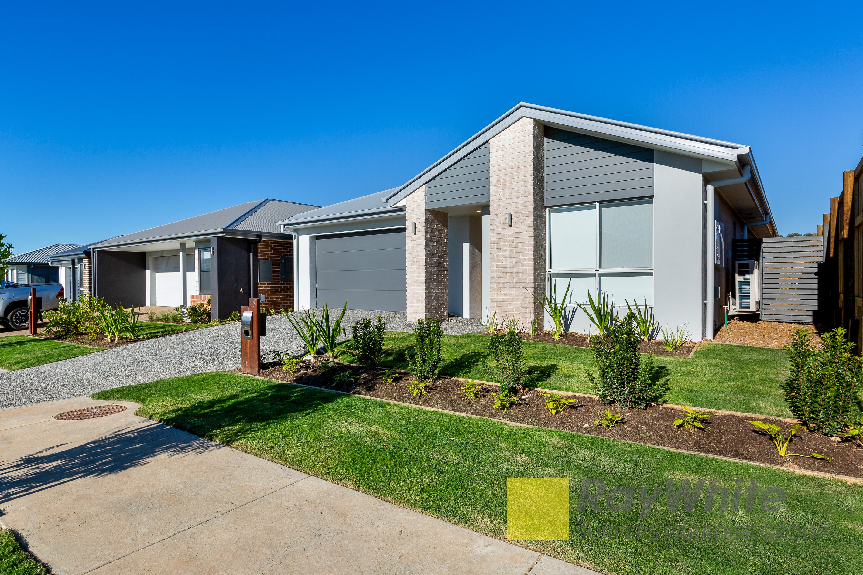 27 Skybury Street, Ormeau, QLD 4208