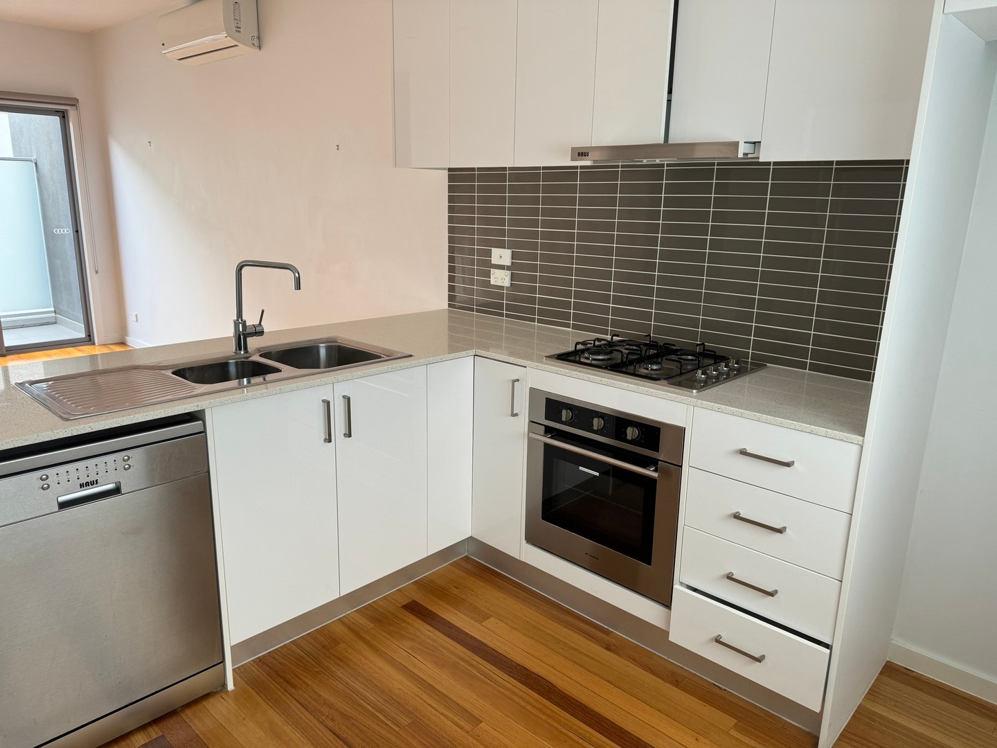 11/142-144 Thames Street, Box Hill North, VIC 3129