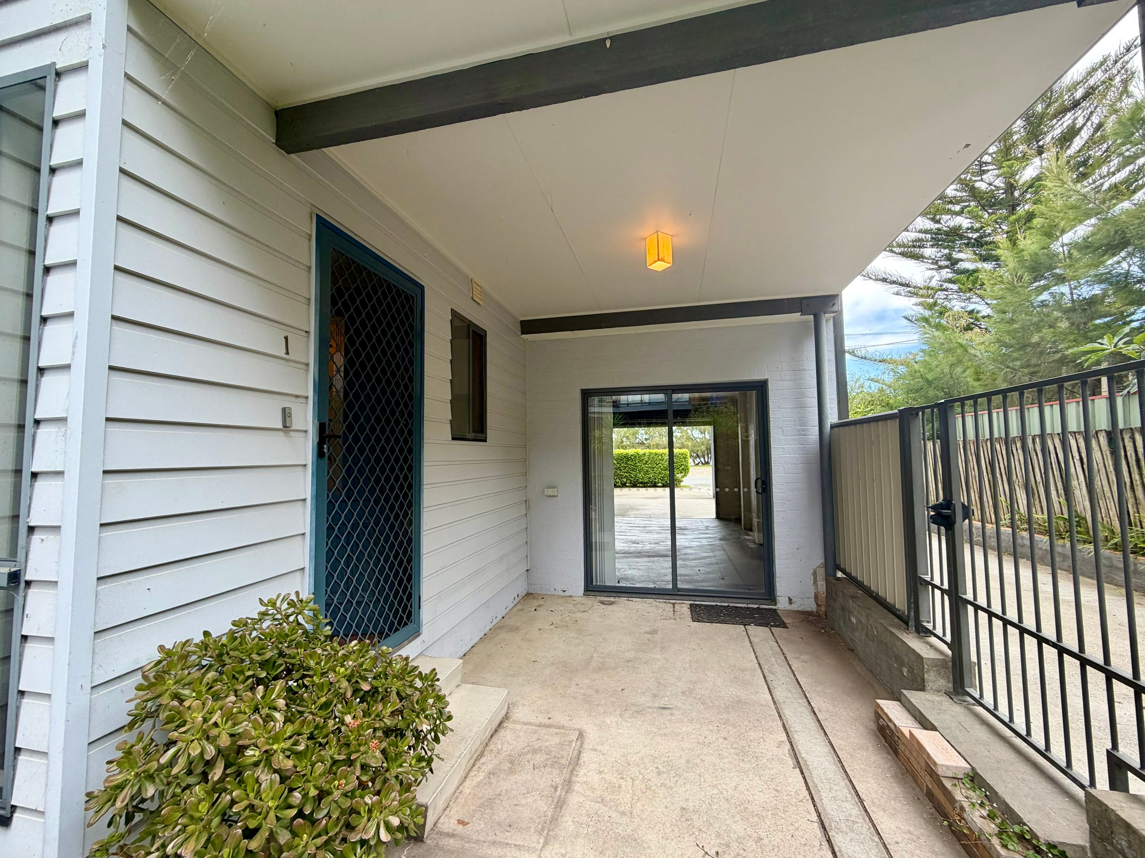 1/8 Wray Street, North Batemans Bay, NSW 2536