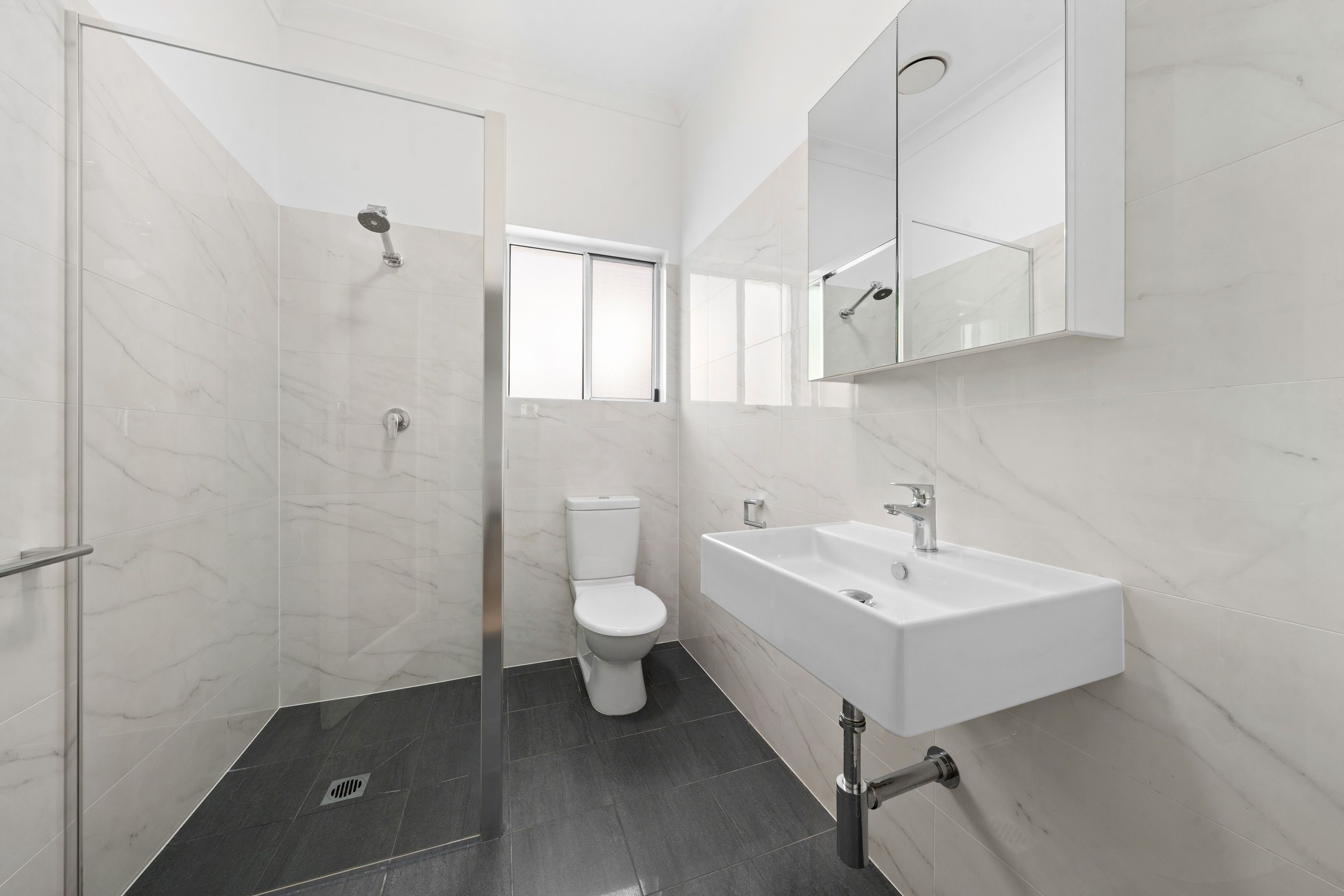 27 Royal Street — photo 8 of 12