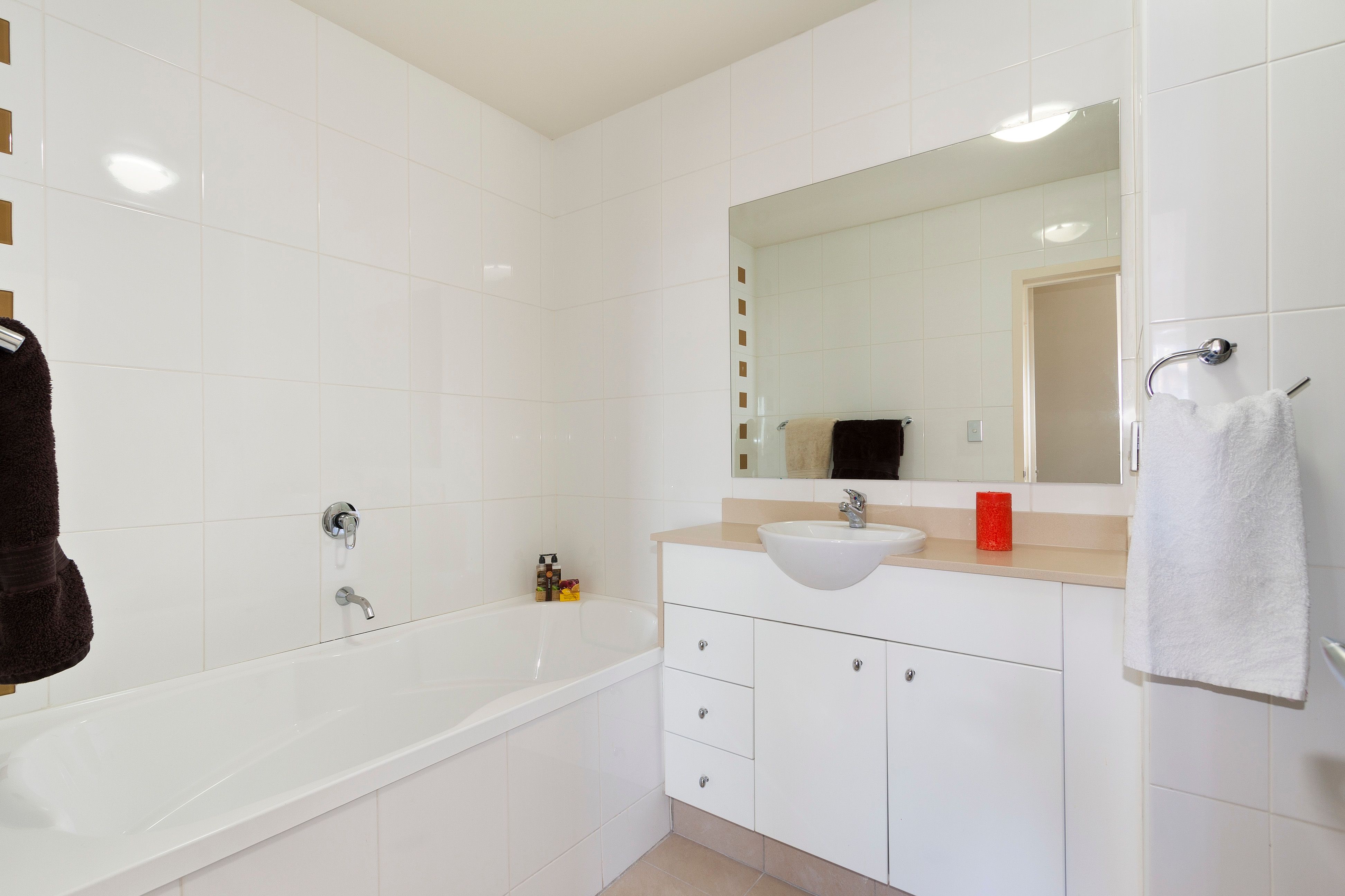 66/1 Janoa Place — photo 4 of 9