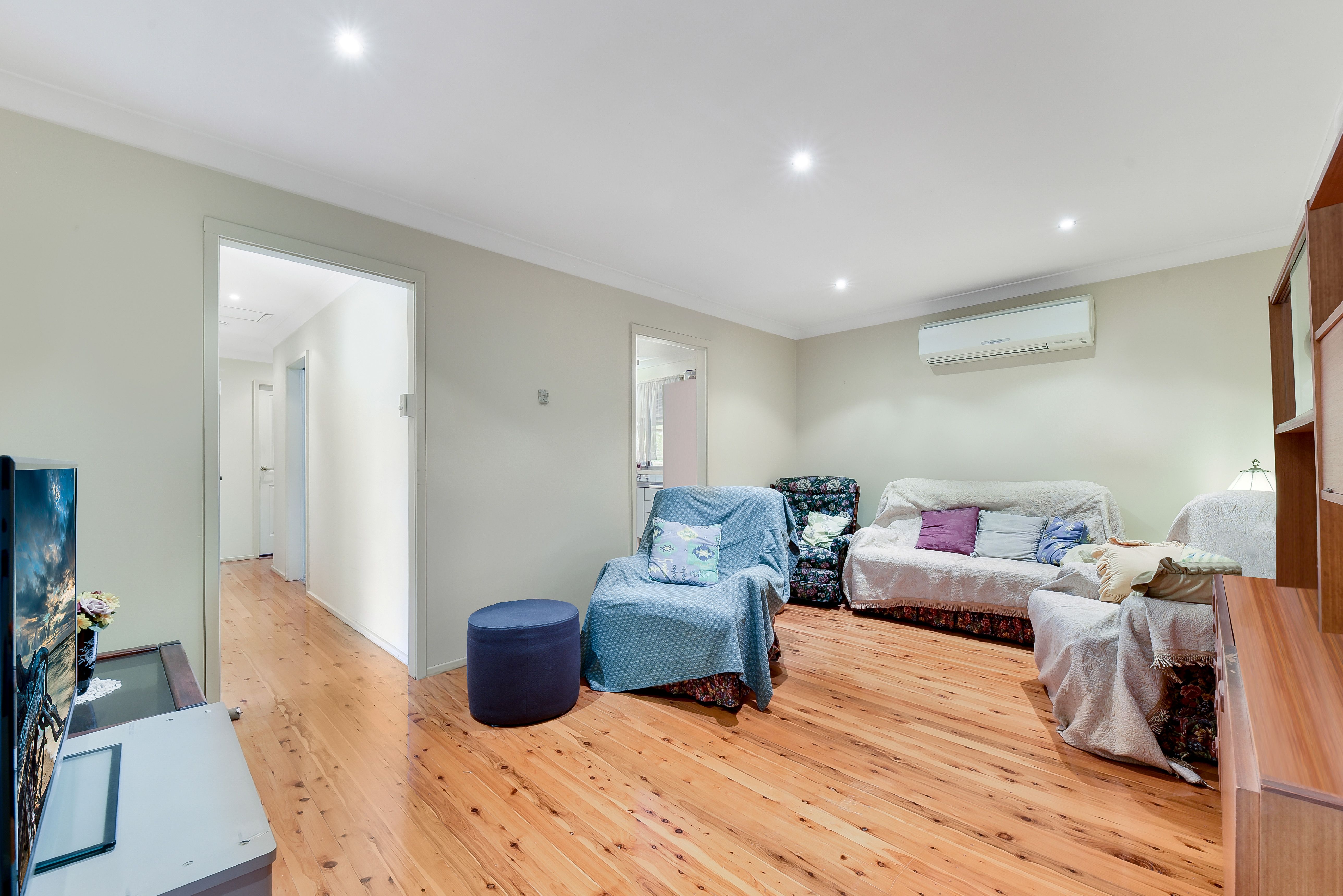 16 Richmond Crescent, Campbelltown, NSW 2560