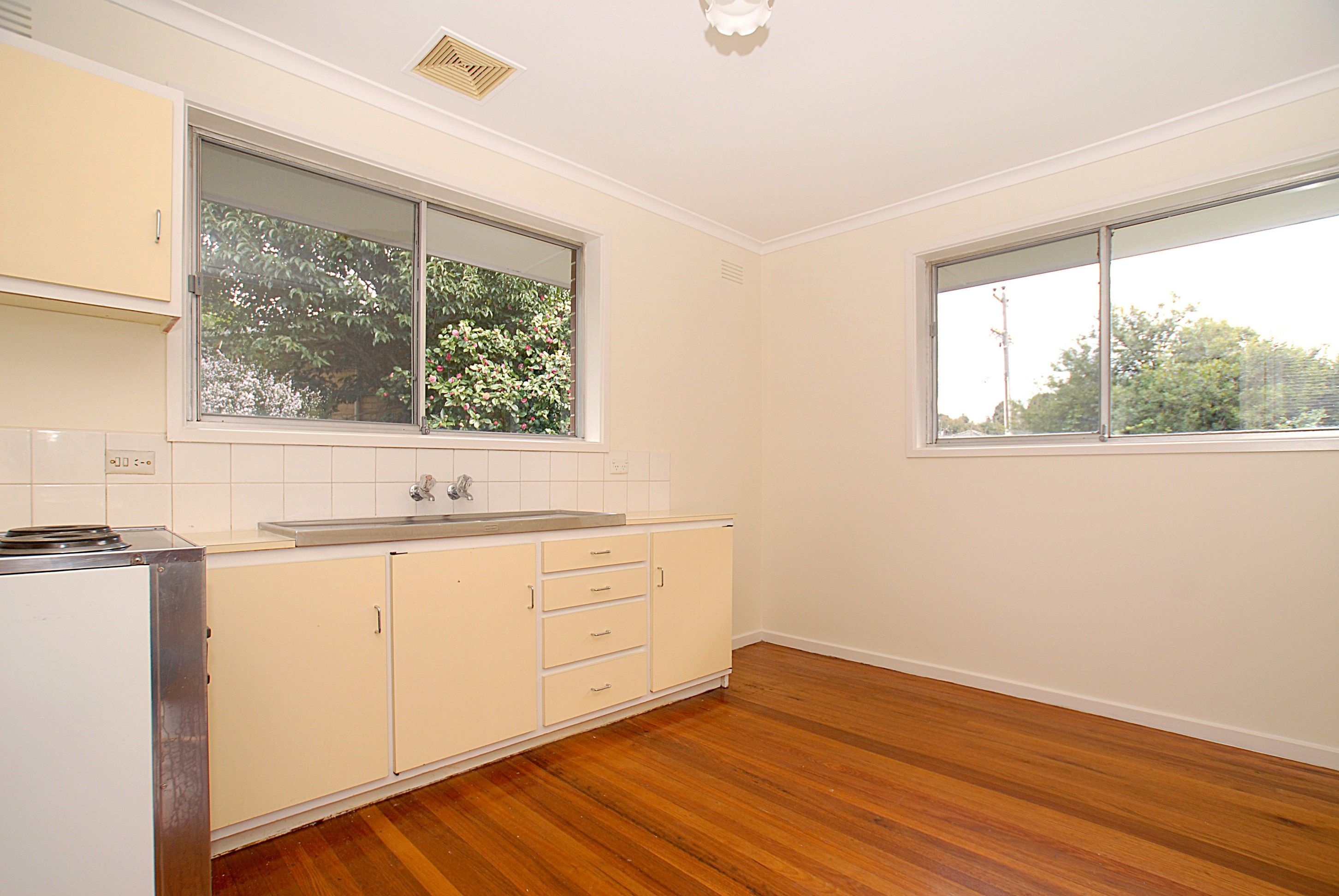 2/19 Elizabeth Street, Bayswater, VIC 3153