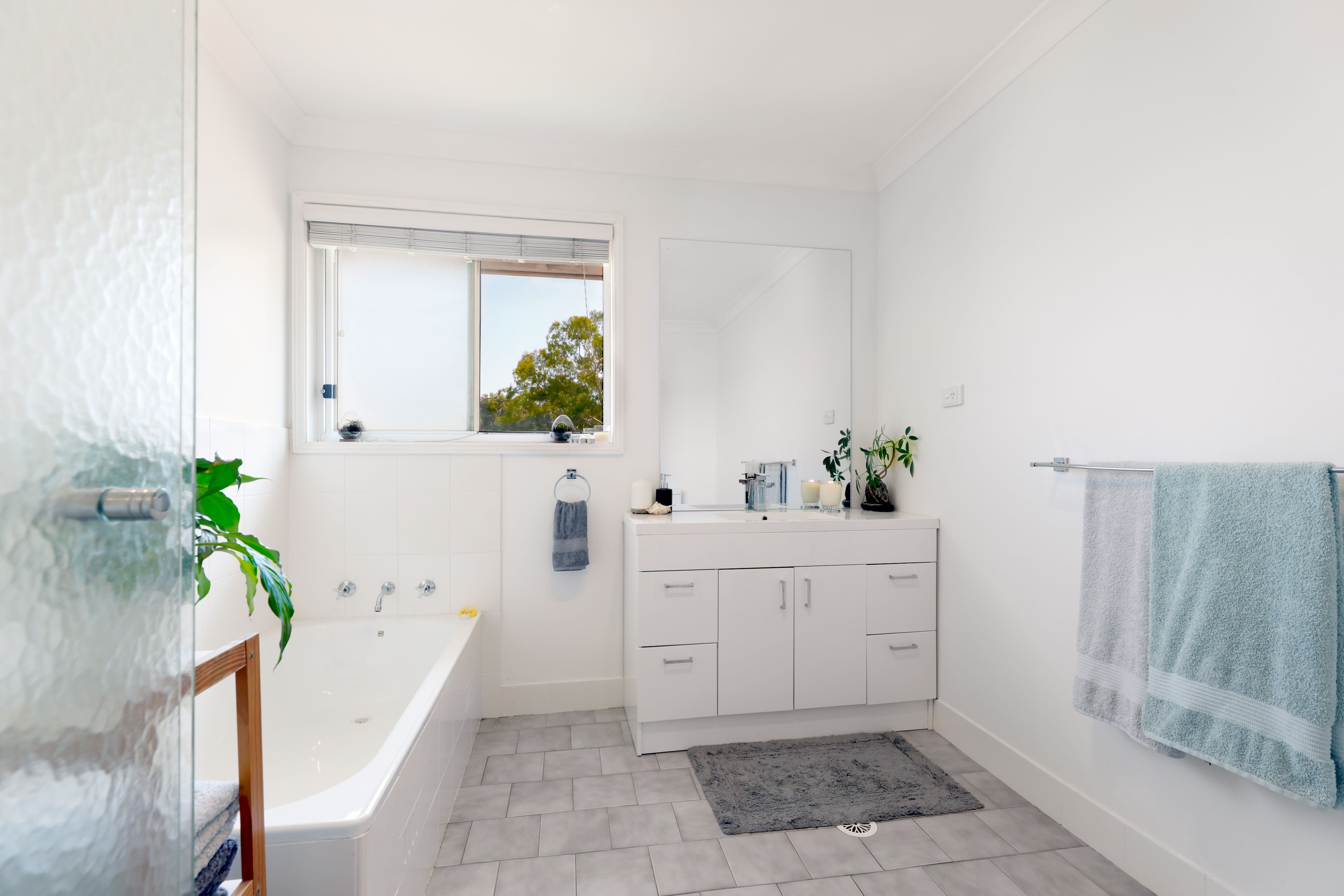 1A Buna Close, Glenmore Park, NSW