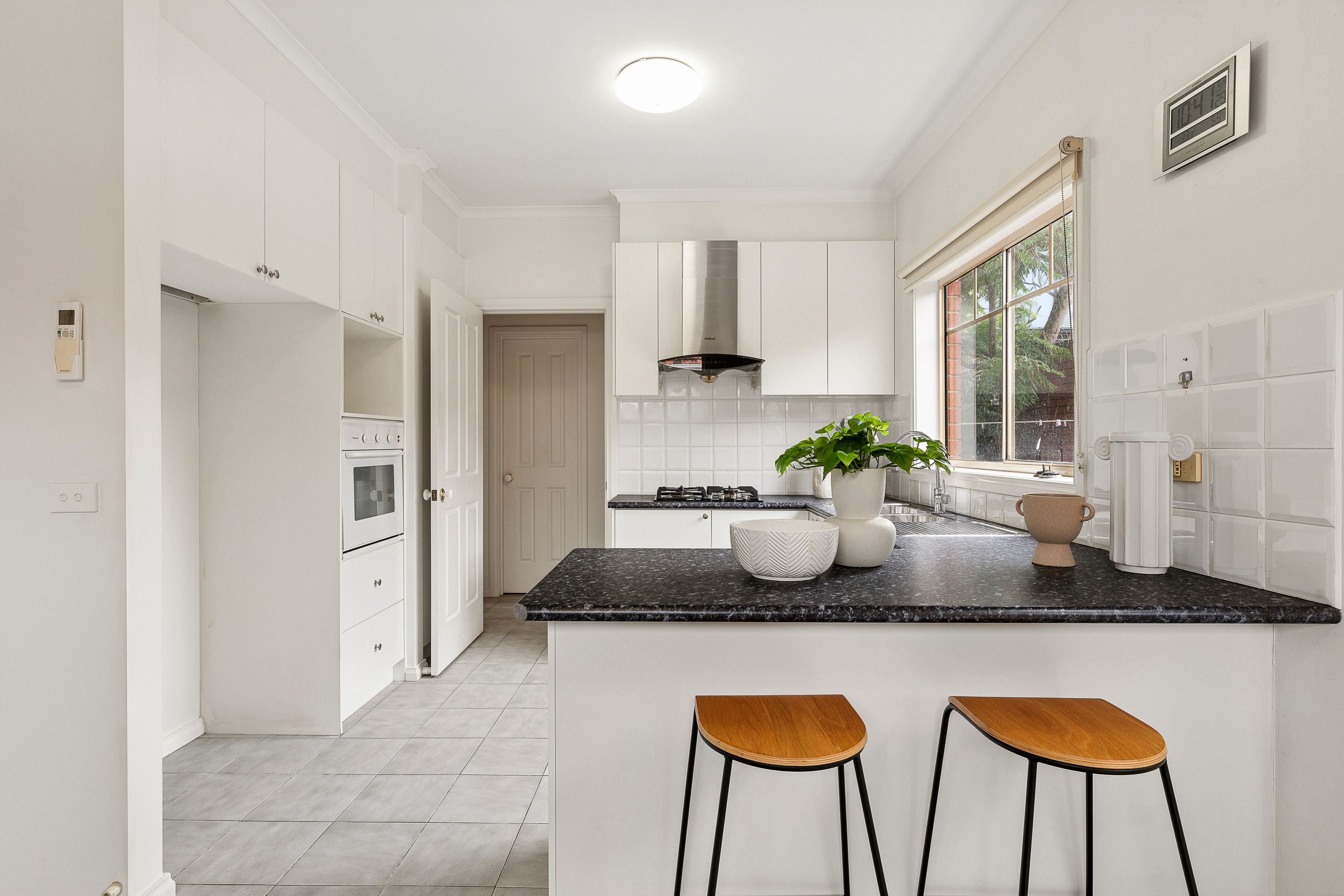 1/8 Carrum Street — photo 4 of 10