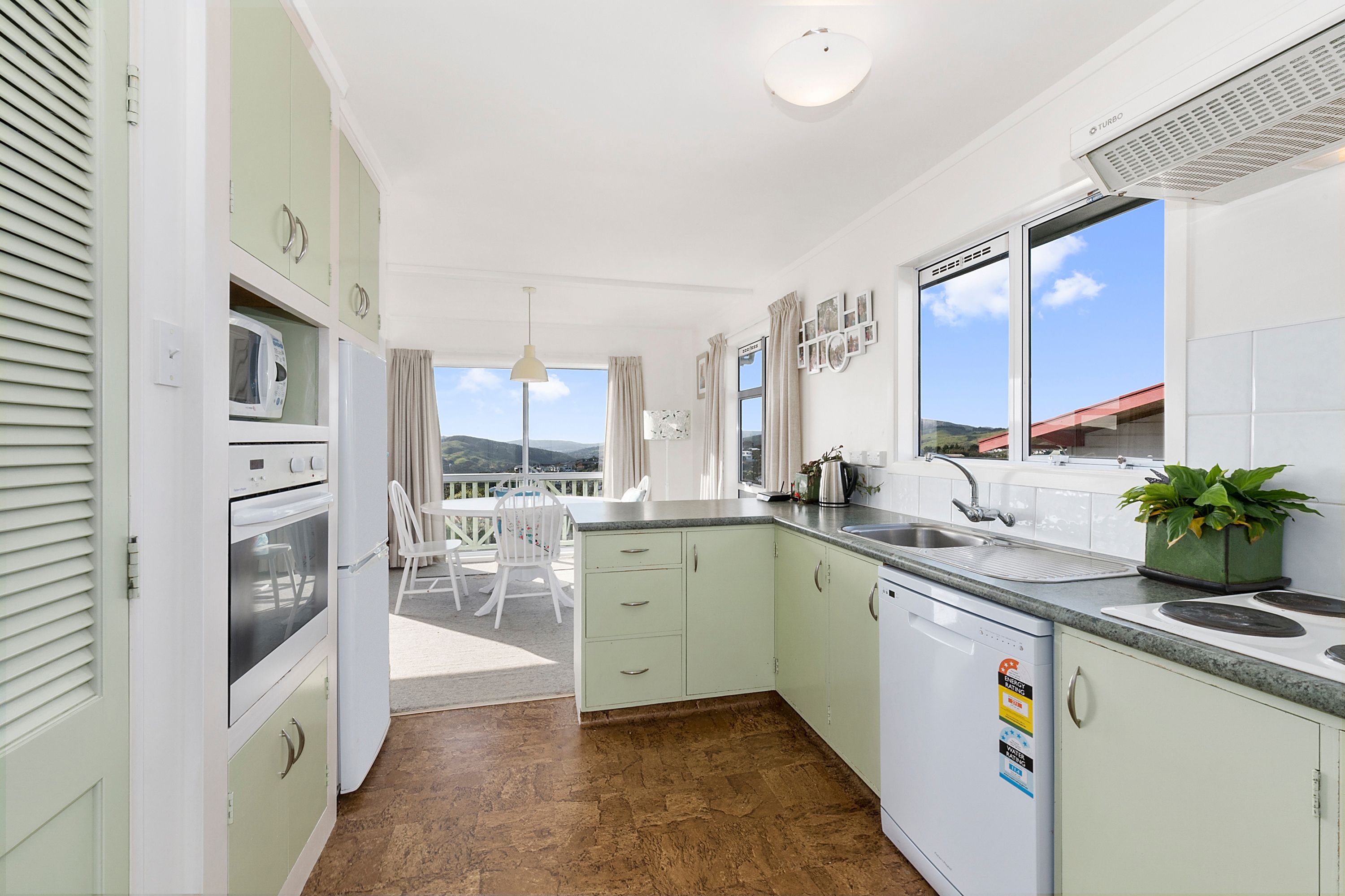 8 Rice Crescent, Newlands, Wellington City