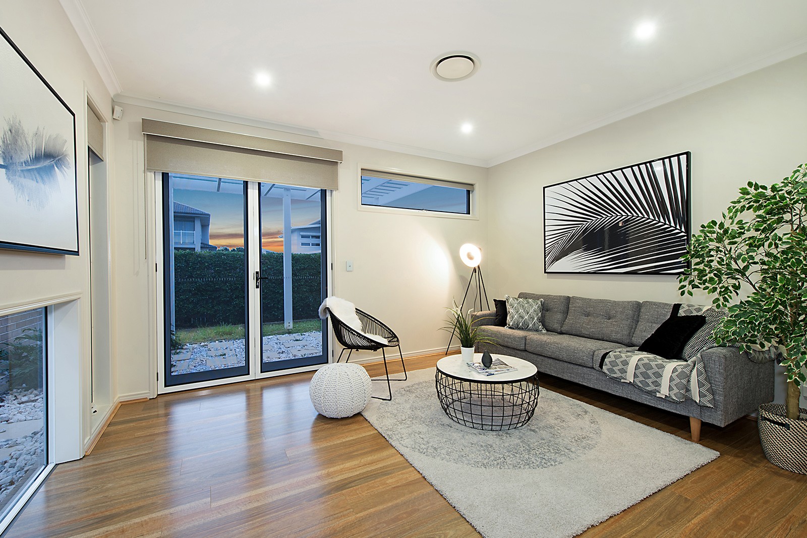 9 Southwalk Esplanade, Underwood, QLD 4119